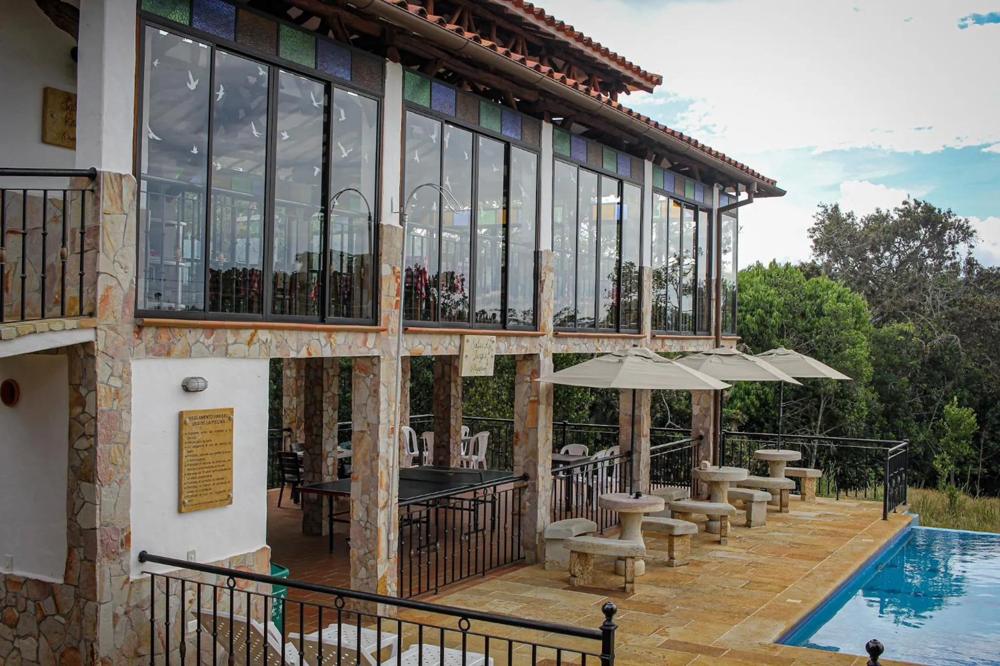 Restaurant/places to eat in Hotel Campestre Ataraxia Barichara