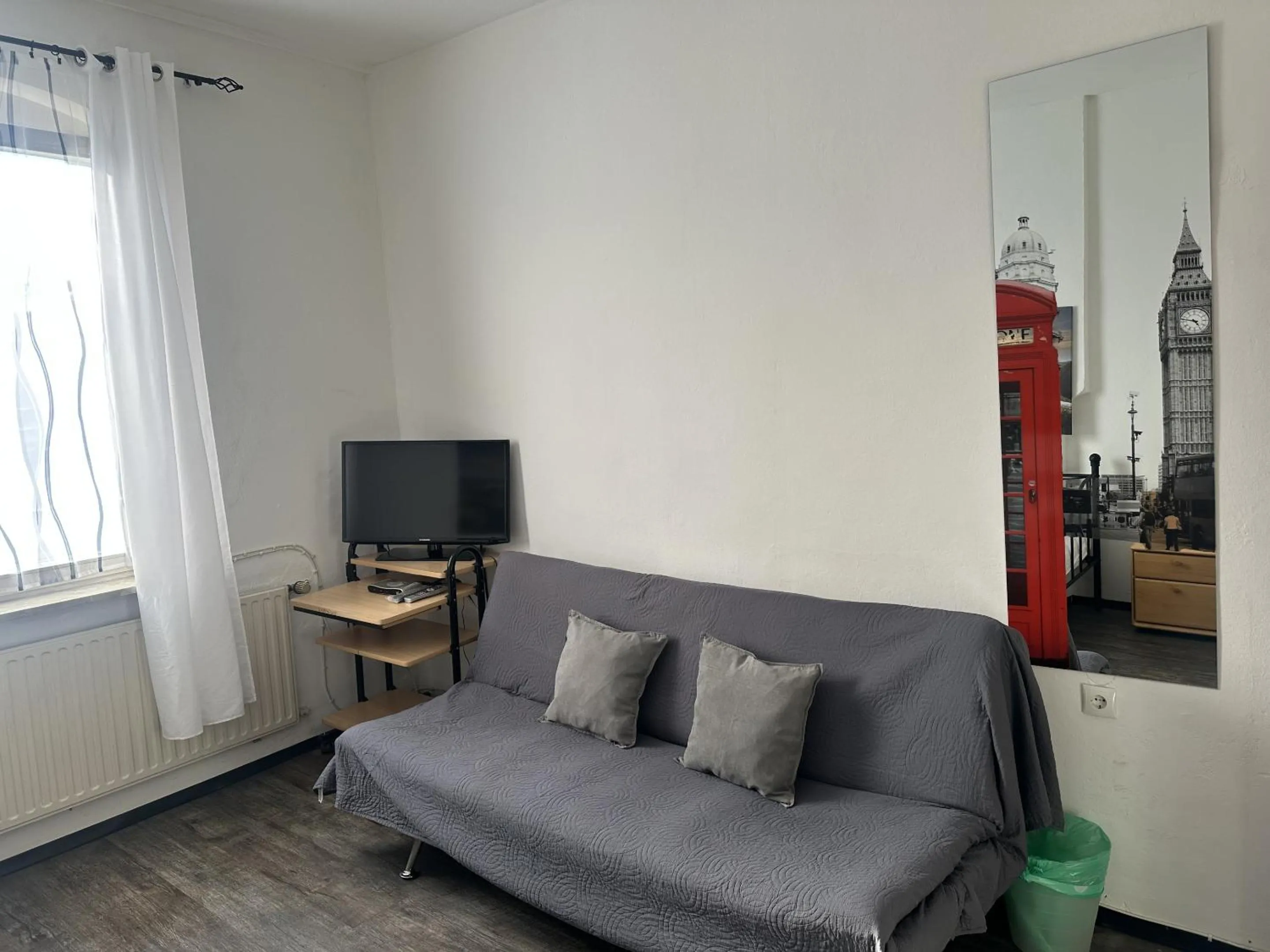 Bedroom in Sultanias Homesharing