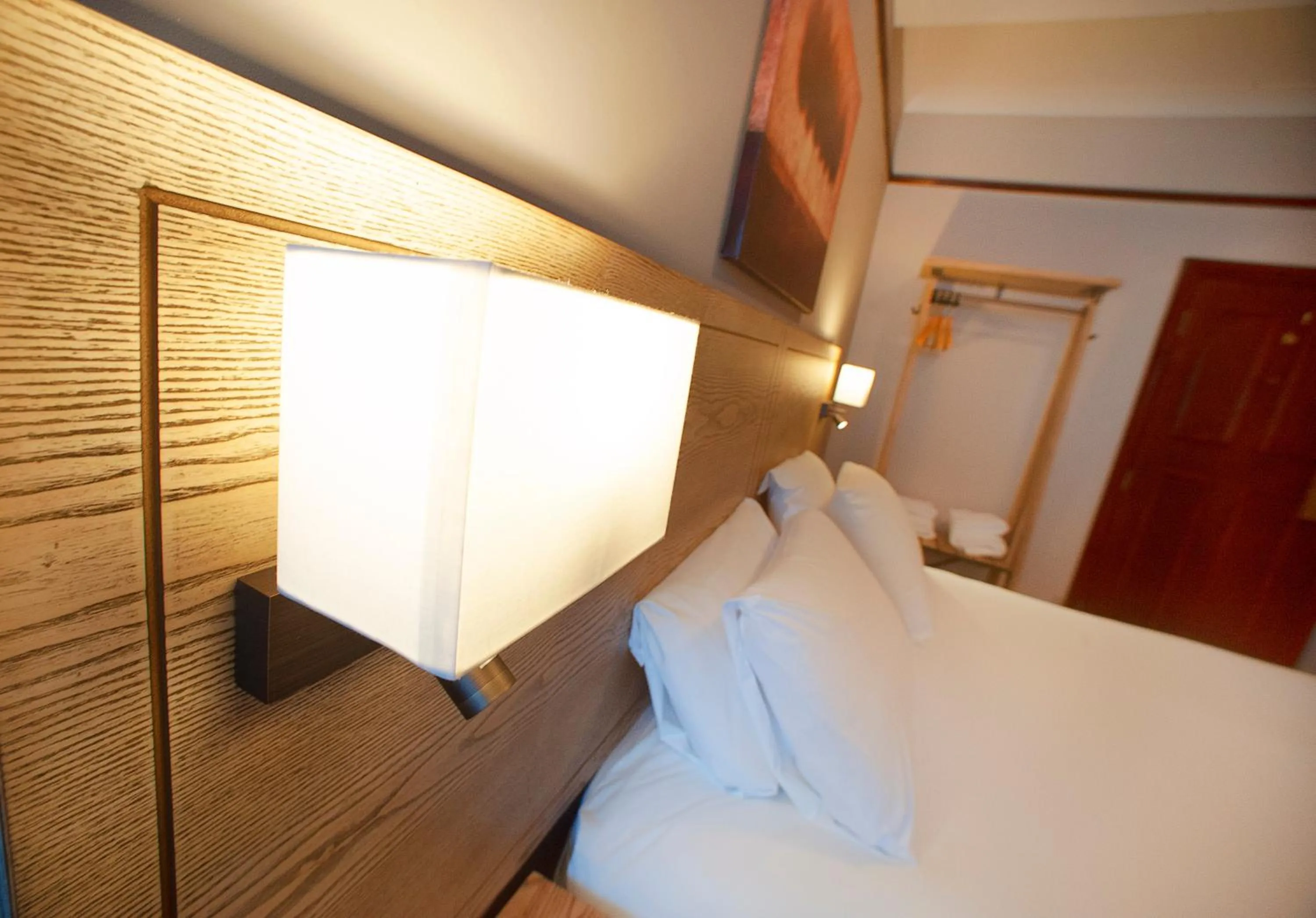 Bedroom, Bed in Shah of Persia, Poole by Marston's Inns