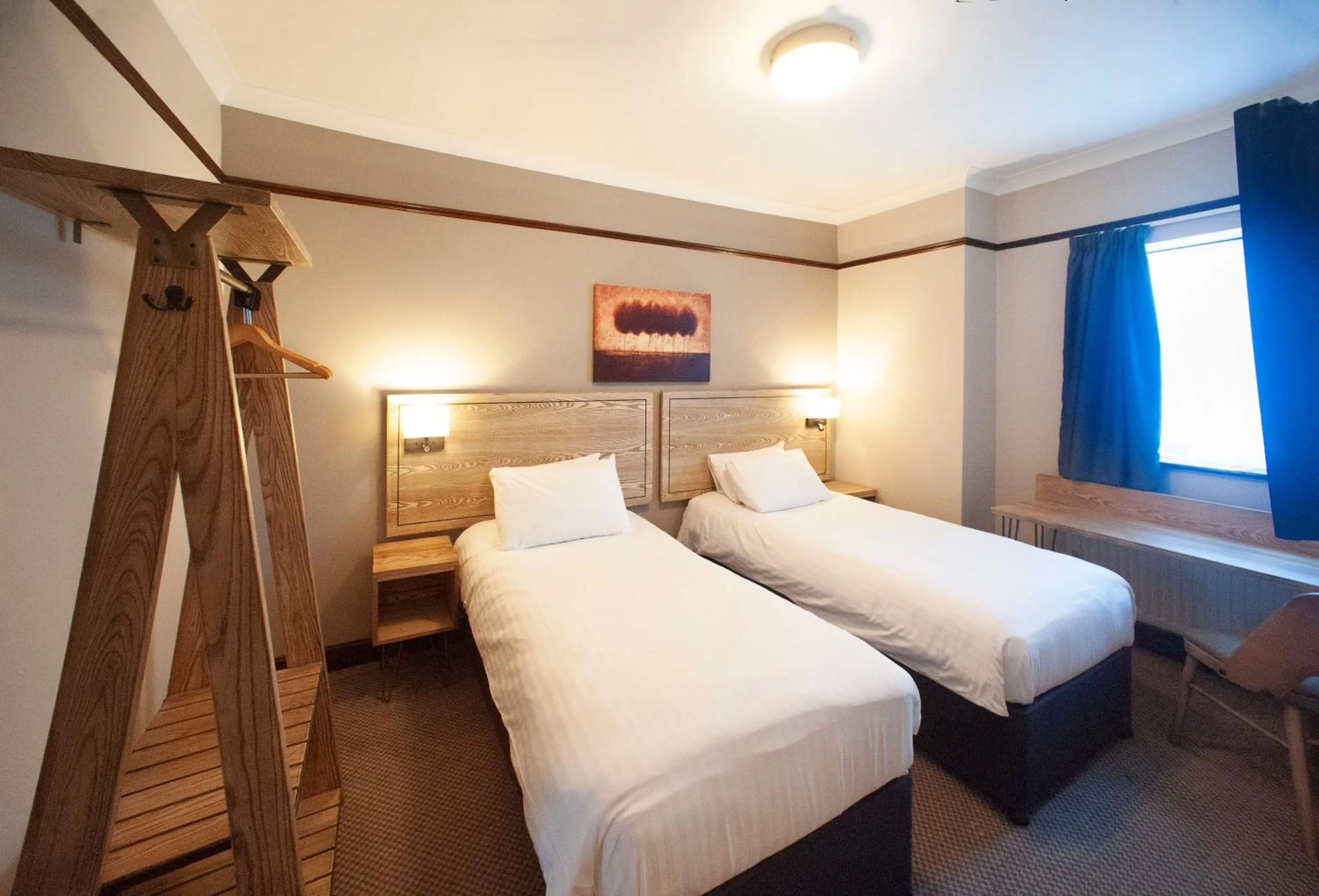 Bedroom, Bed in Shah of Persia, Poole by Marston's Inns