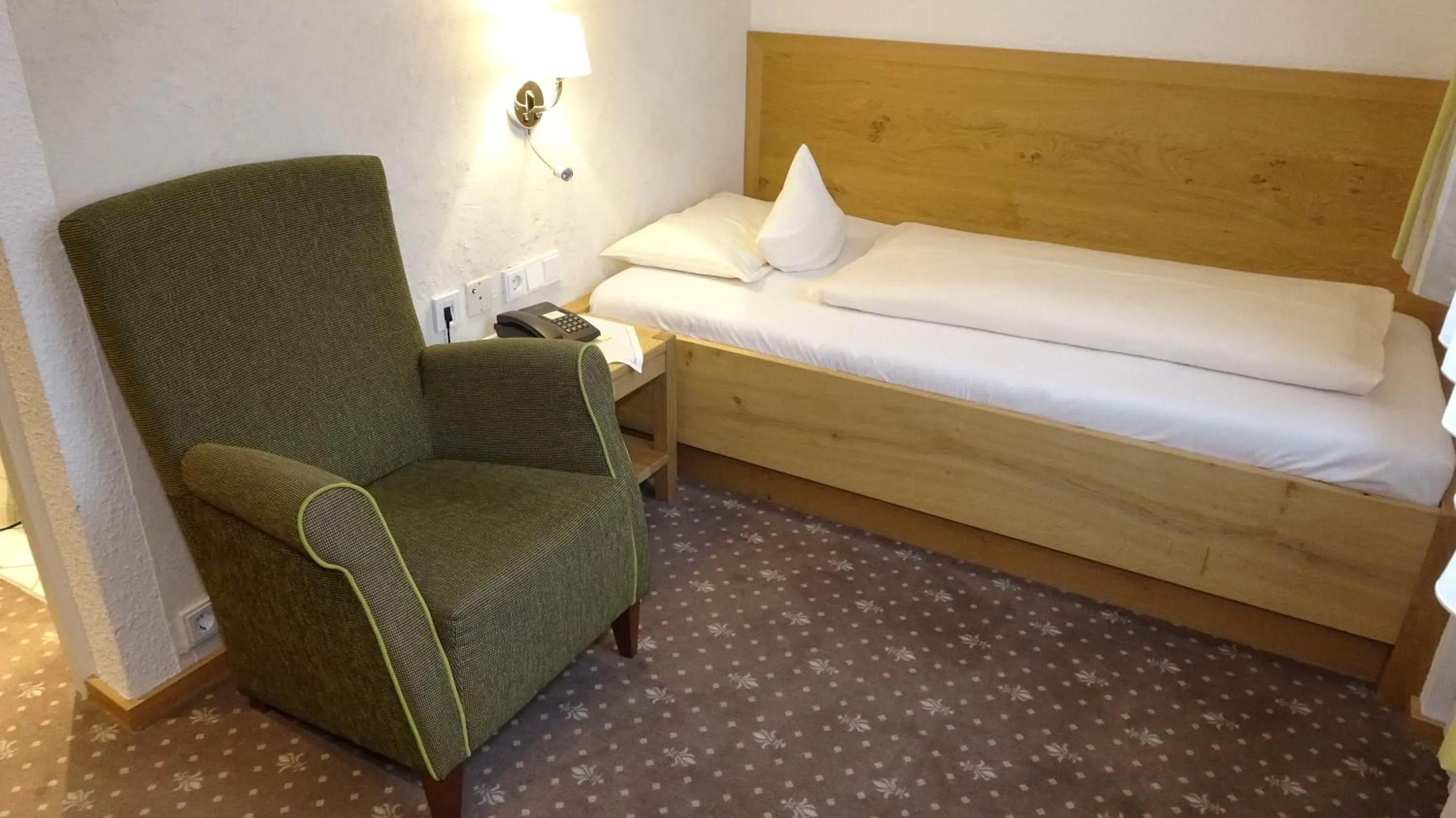 Photo of the whole room, Bed in Interest Vitalhotel - Partnerbetrieb von Oberstaufen PLUS