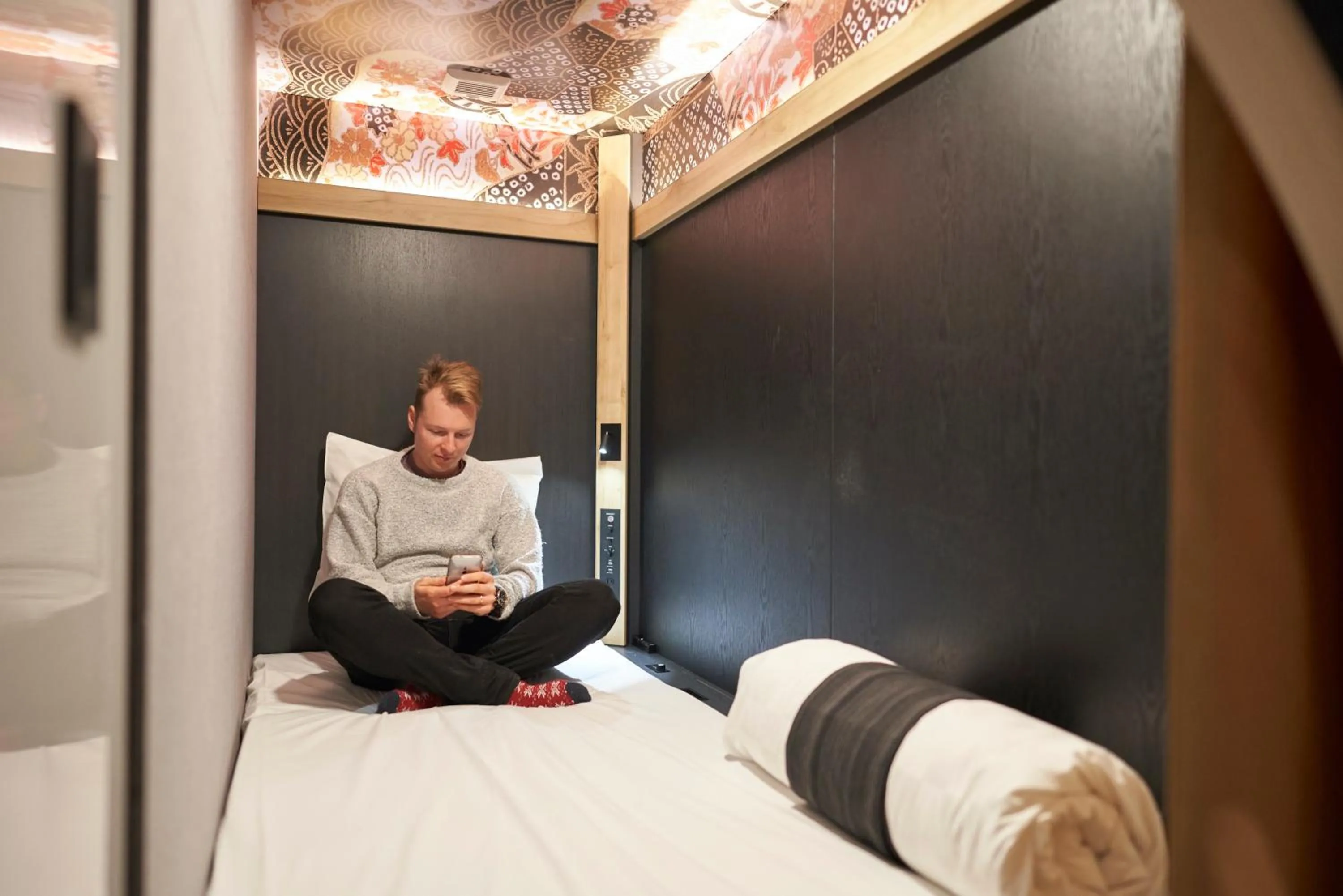 People, Bed in Resol Poshtel Tokyo Asakusa