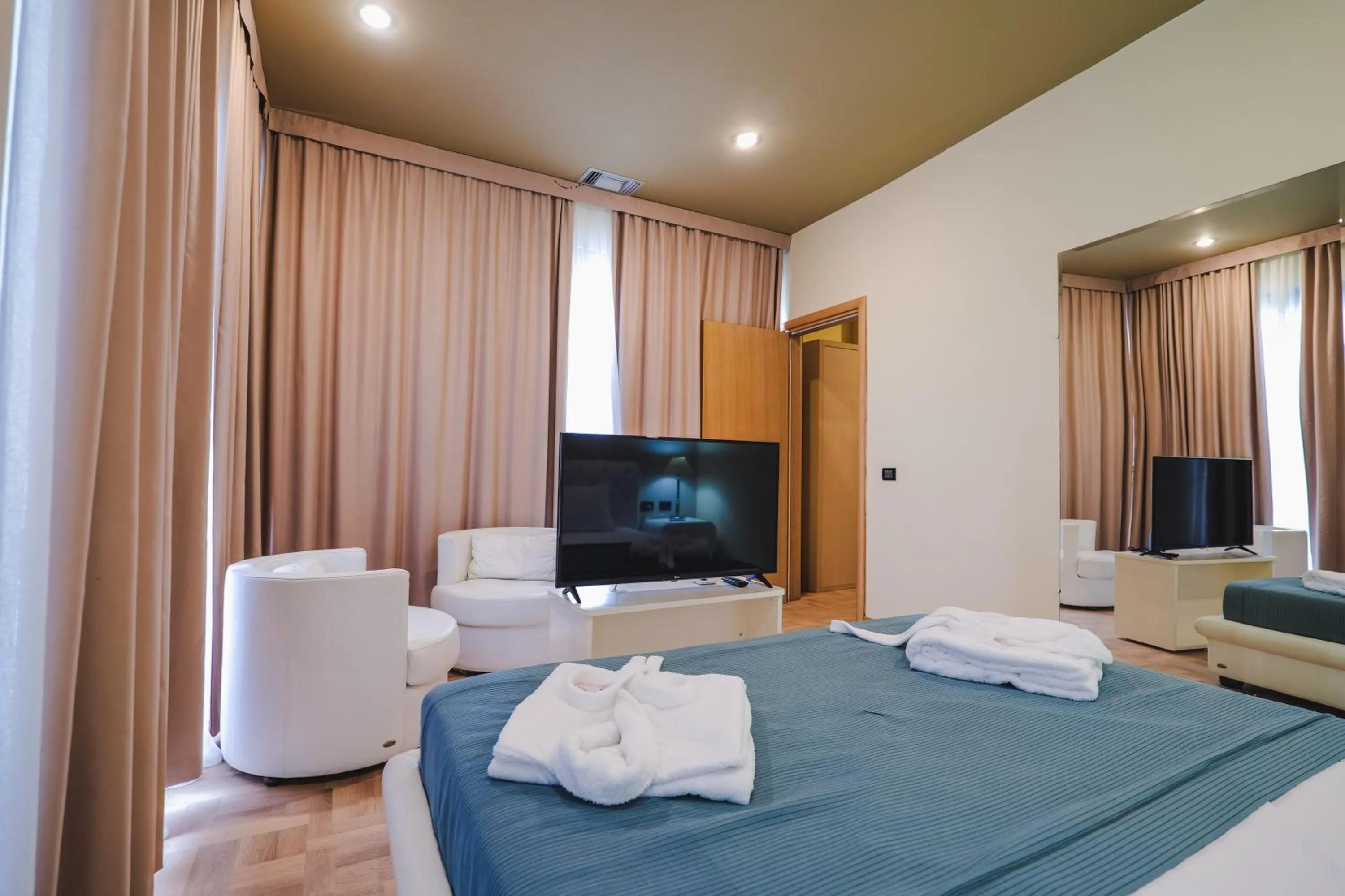 TV and multimedia in Rapo's Resort Hotel