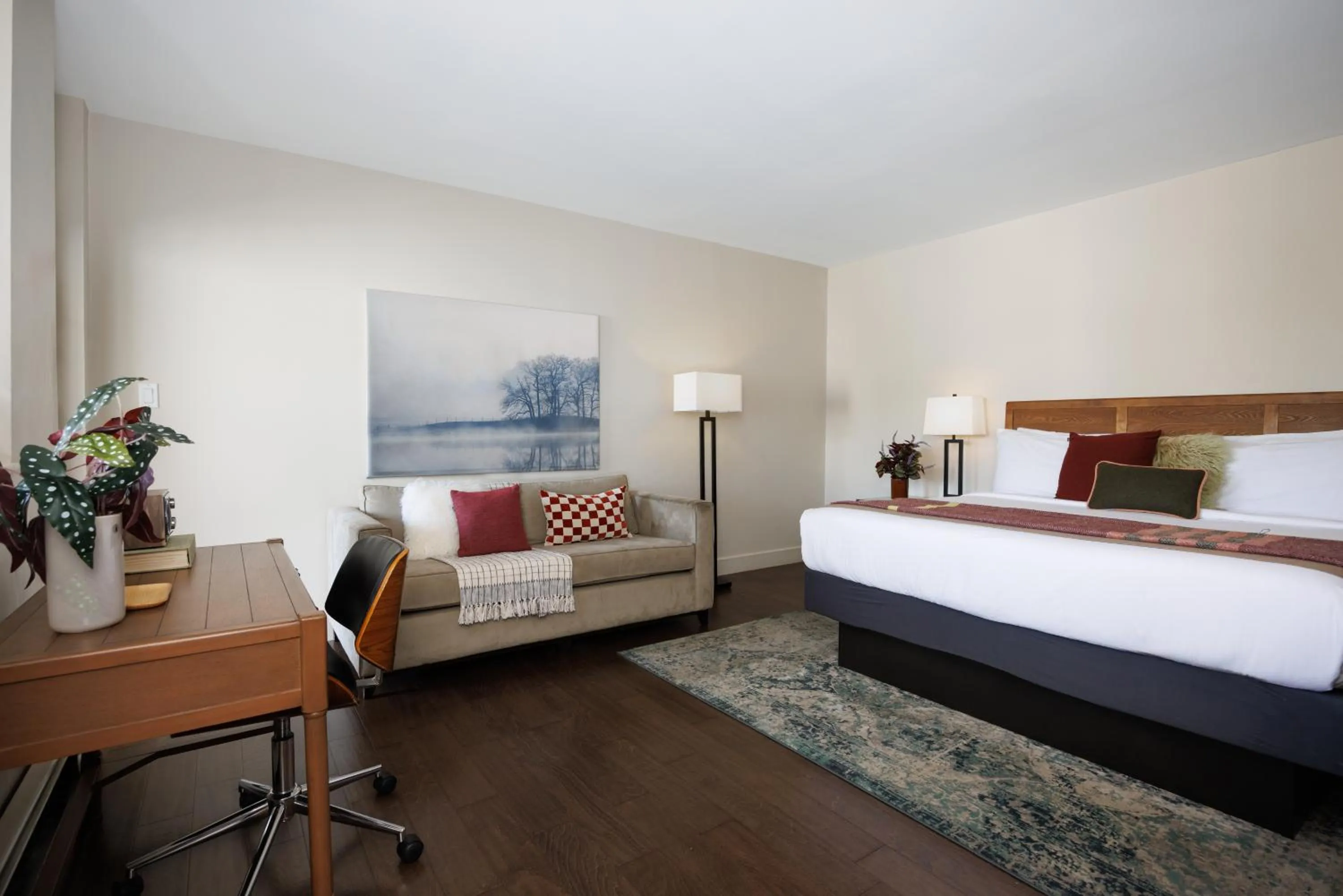 Bedroom, Bed in The Andrew Hotel