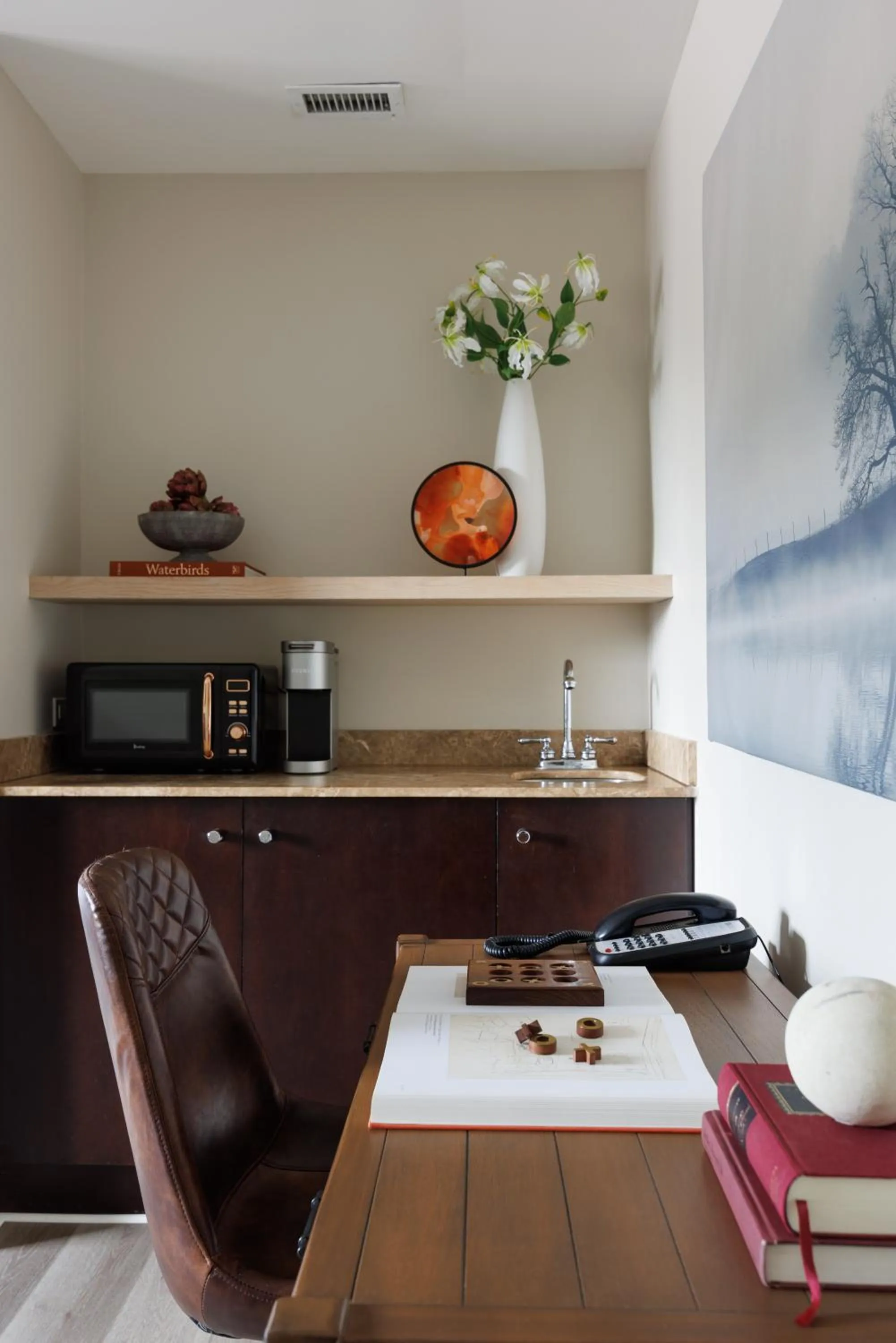 Bedroom in The Andrew Hotel