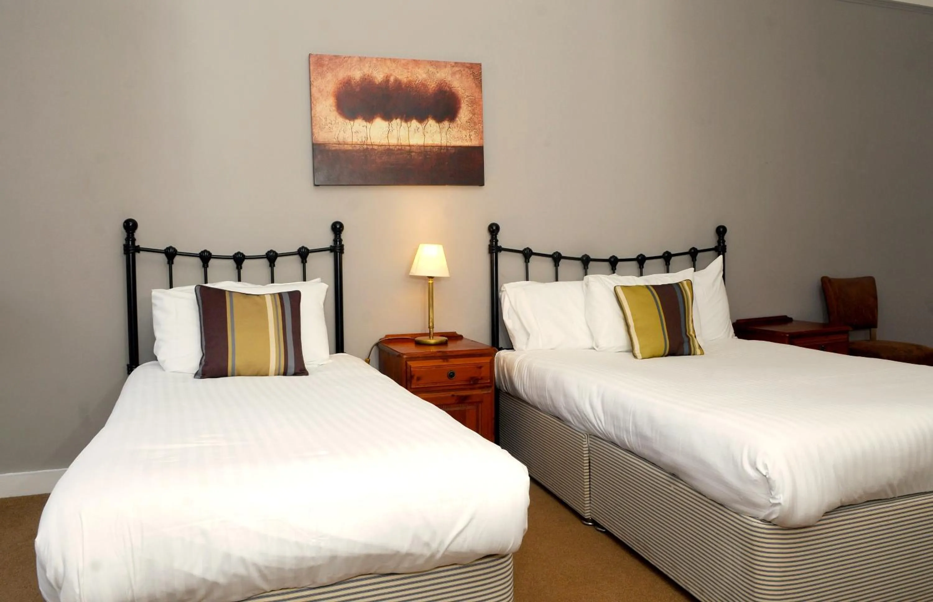 Bedroom, Bed in Bacon Arms, Newbury