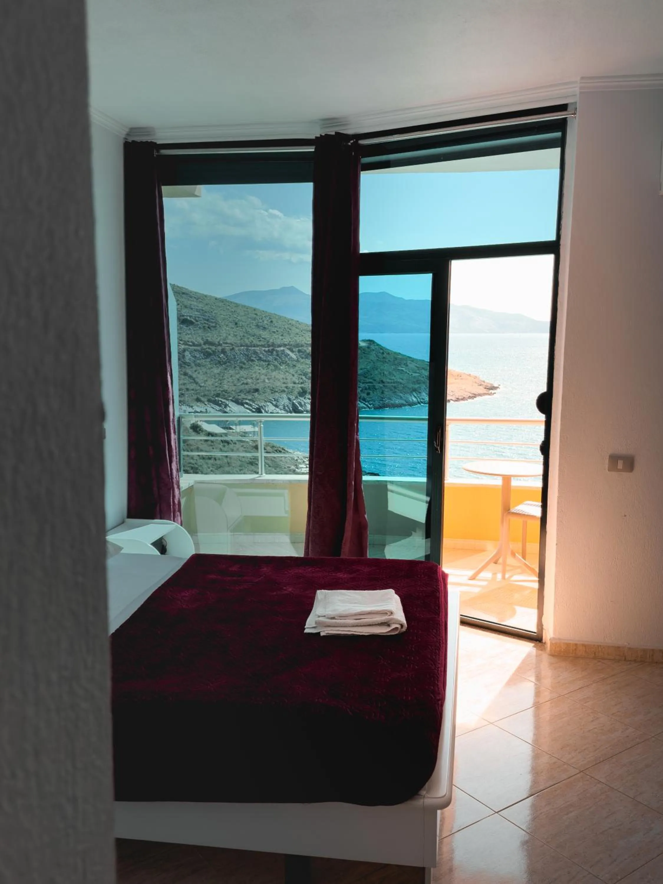 Bedroom, Bed in Hotel Bahamas