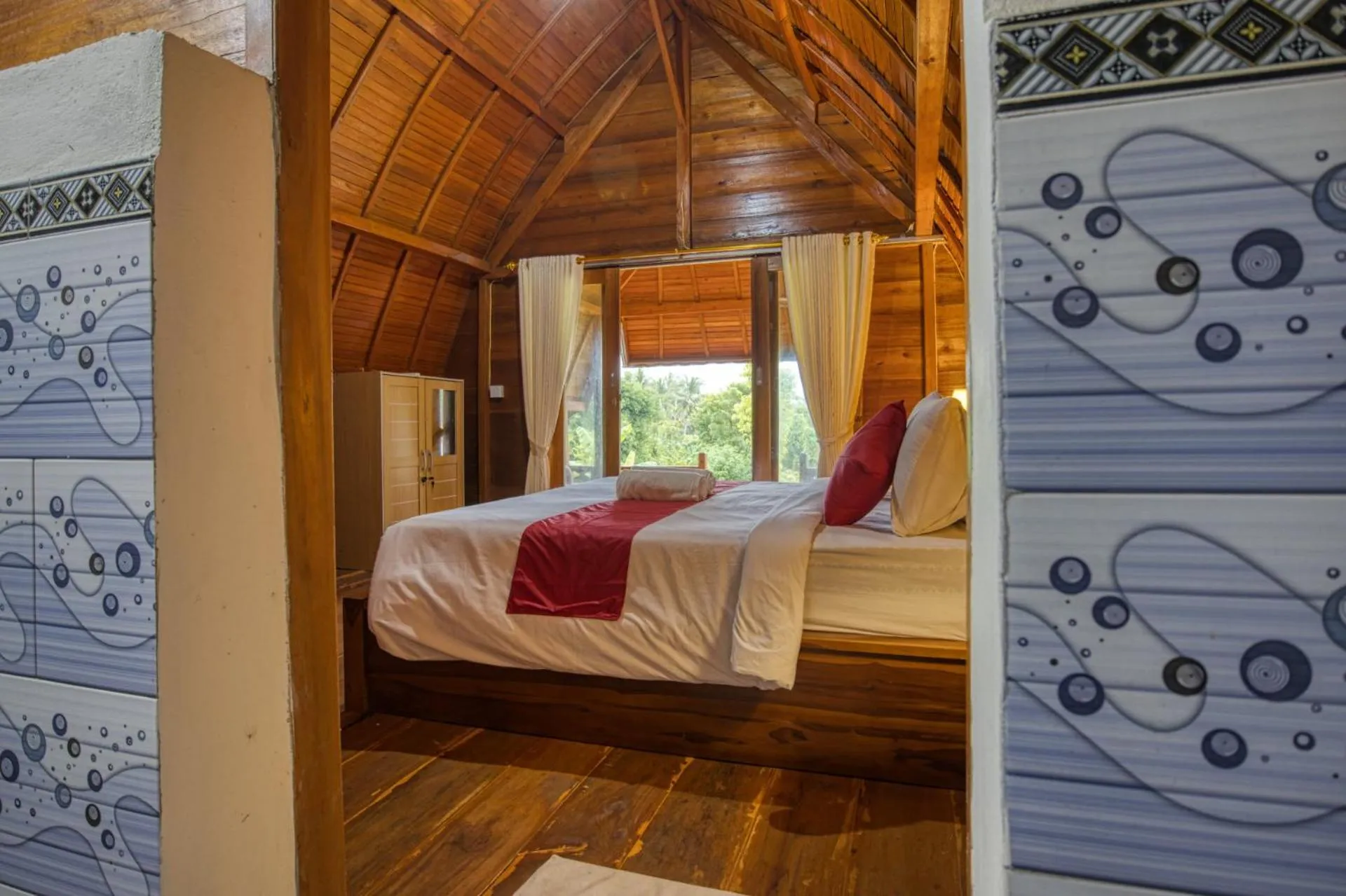 Photo of the whole room, Bed in Dekara Cottages