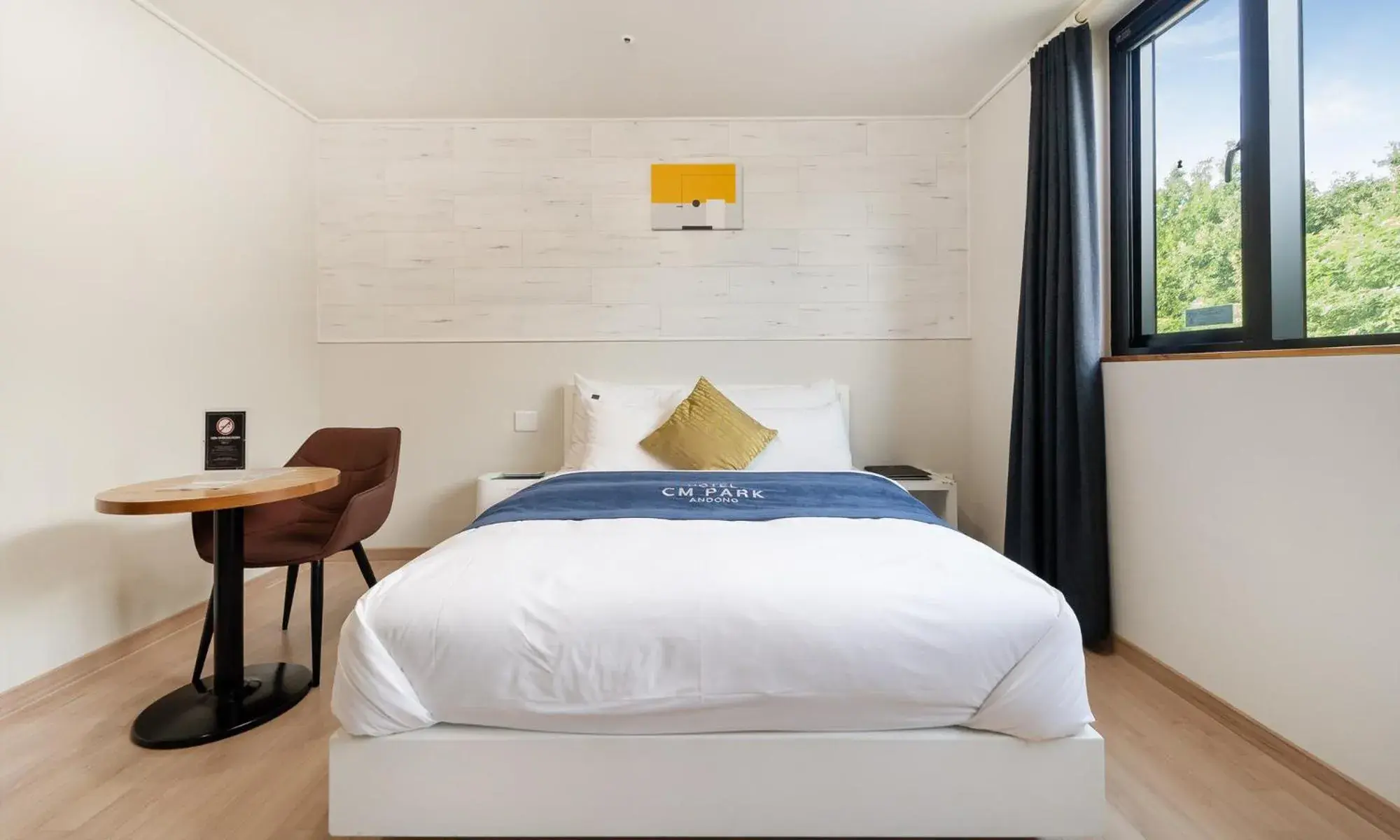 Standard Double Room in CM Park Hotel Standard Double Room in CM Park Hotel