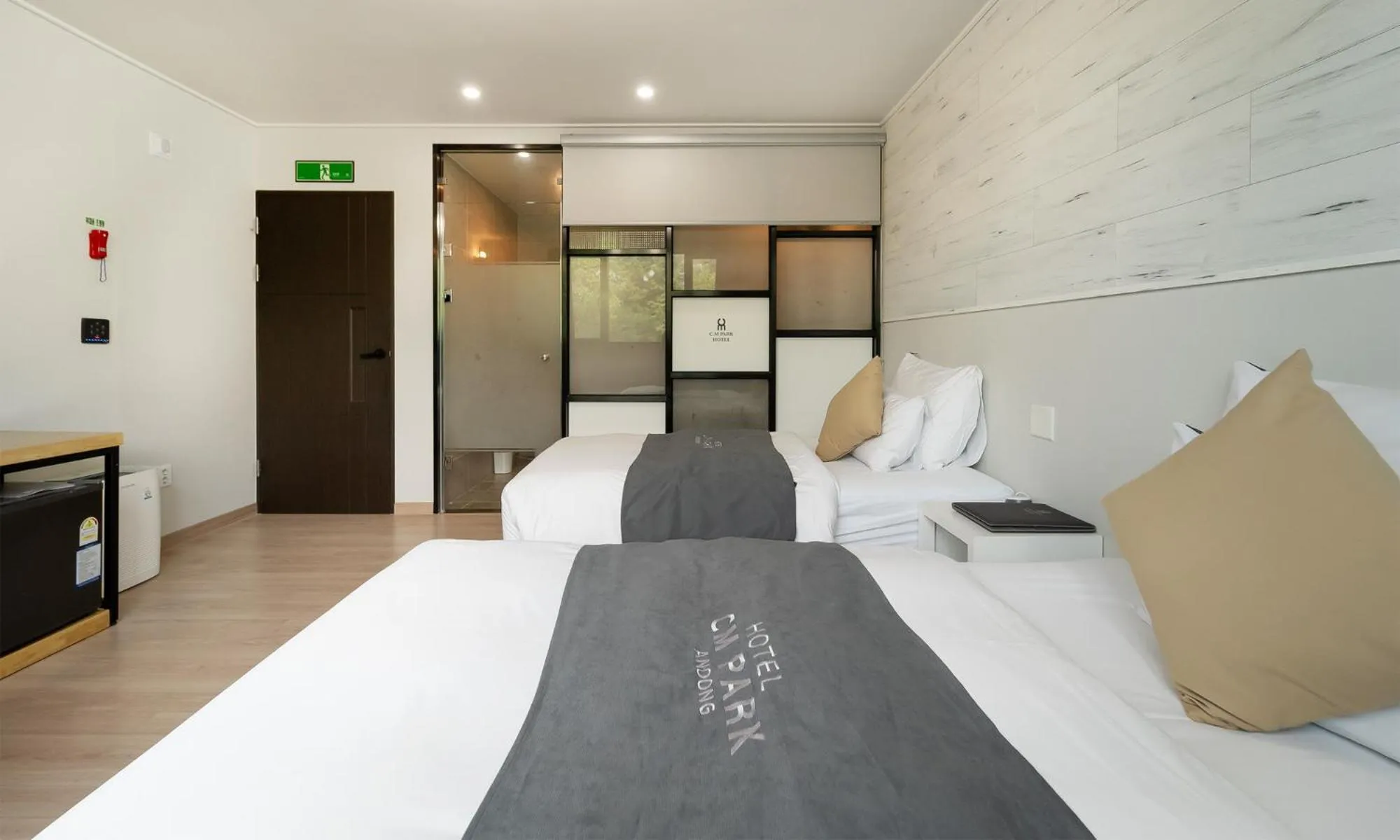 Bed in CM Park Hotel