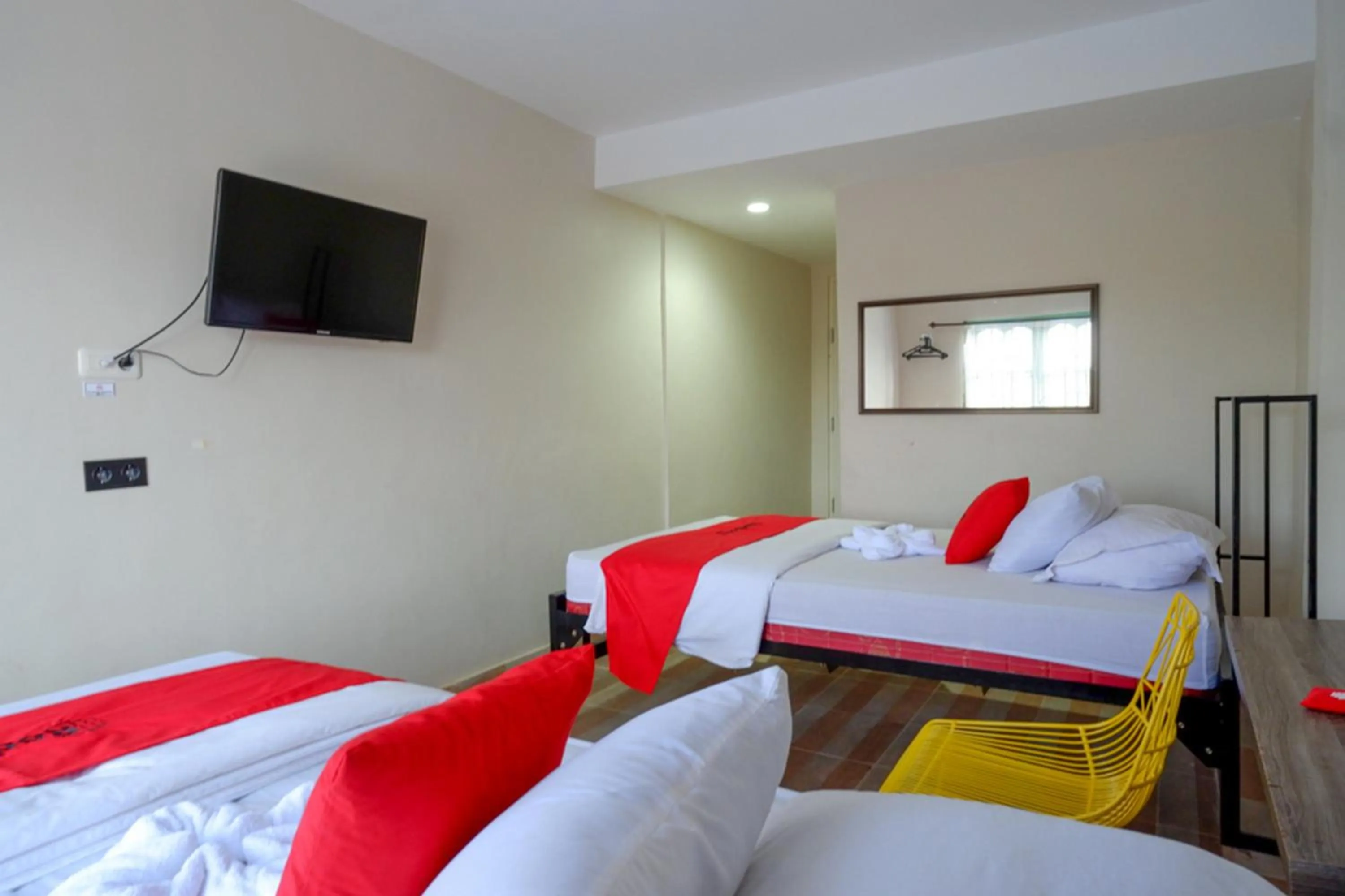 Bed in RedDoorz Syariah At Jalan Jenderal Sudirman Palopo