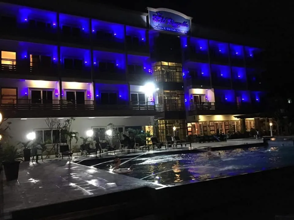 EM Royalle Hotel & Beach Resort