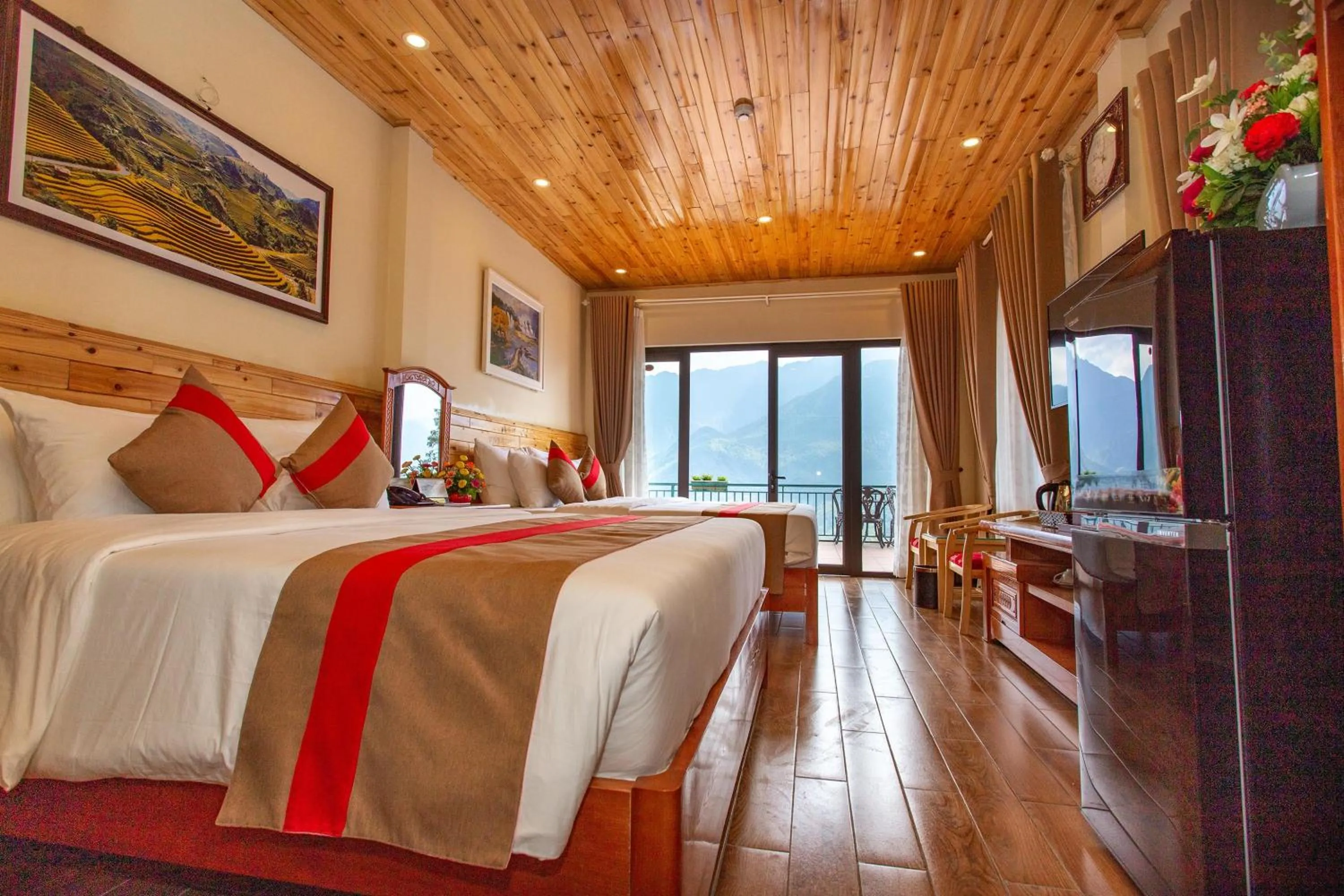 Photo of the whole room, Bed in SaPa Retreat Condotel