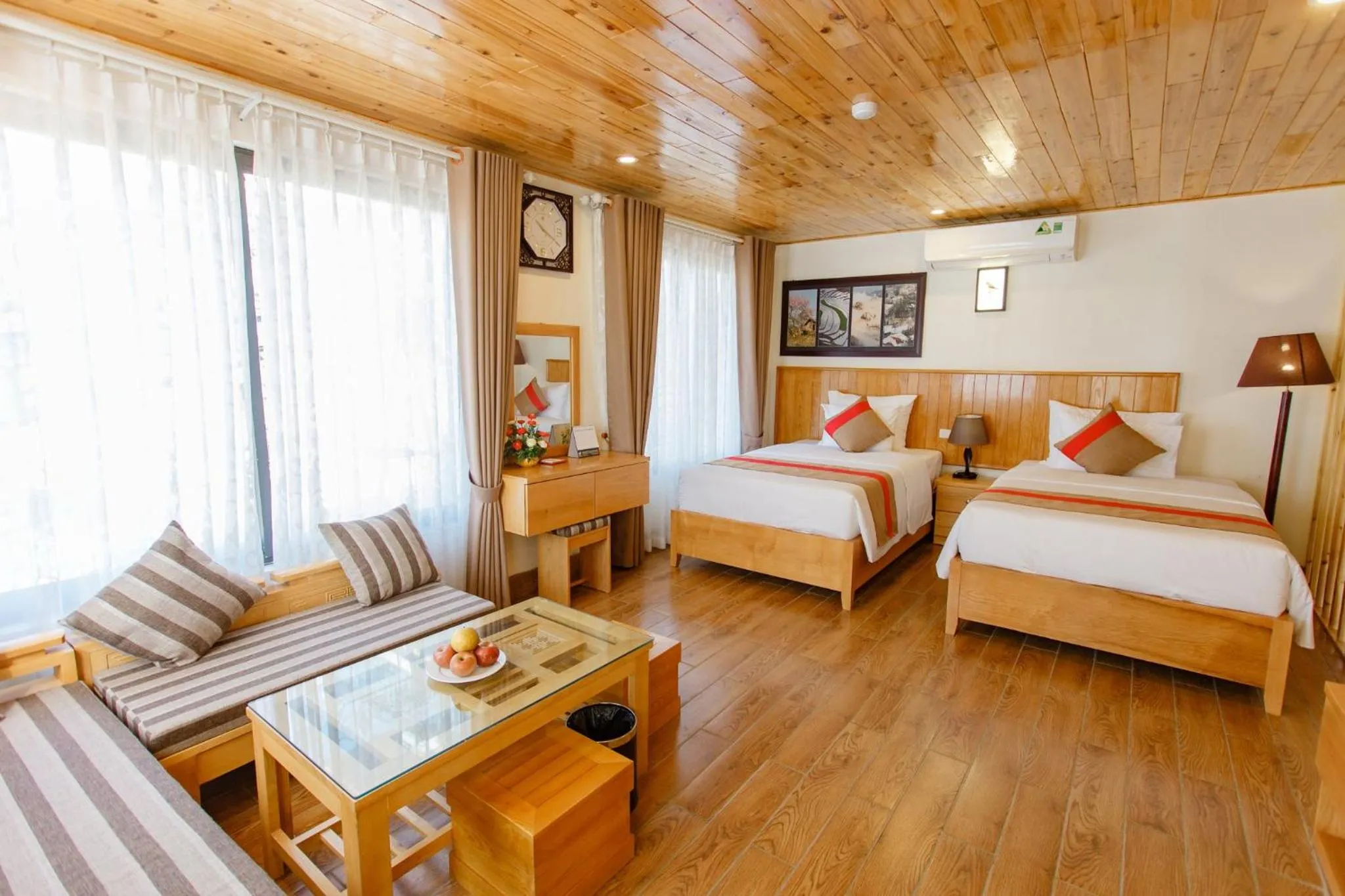 Living room, Bed in SaPa Retreat Condotel