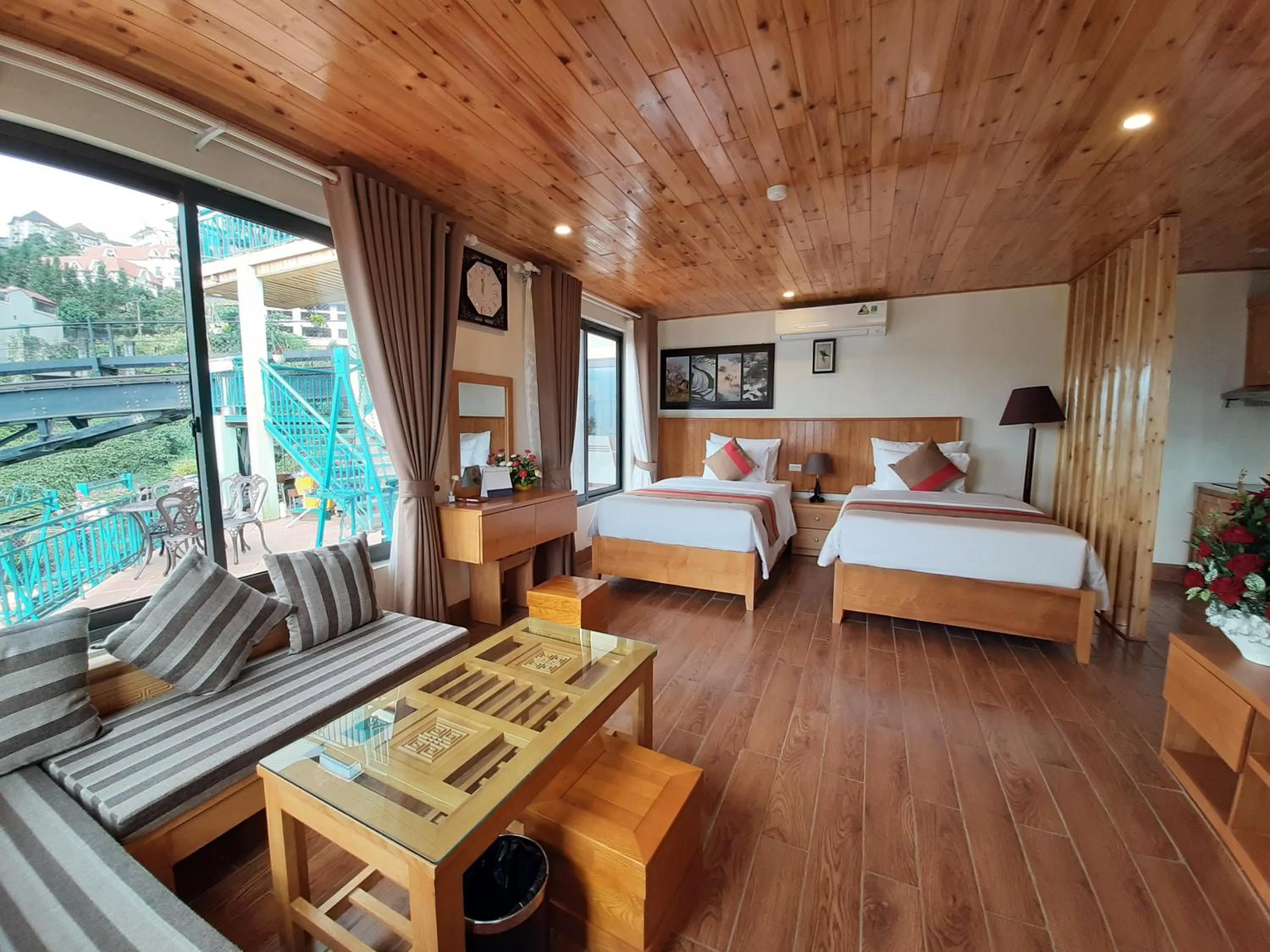 Photo of the whole room, Bed in SaPa Retreat Condotel