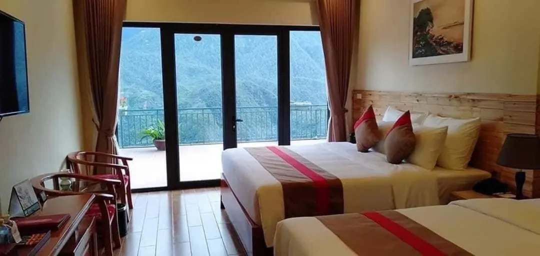 Photo of the whole room, Bed in SaPa Retreat Condotel