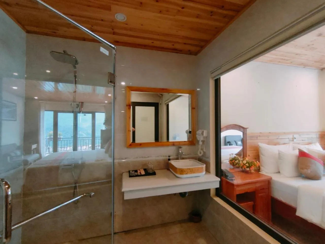 Bathroom, Bed in SaPa Retreat Condotel