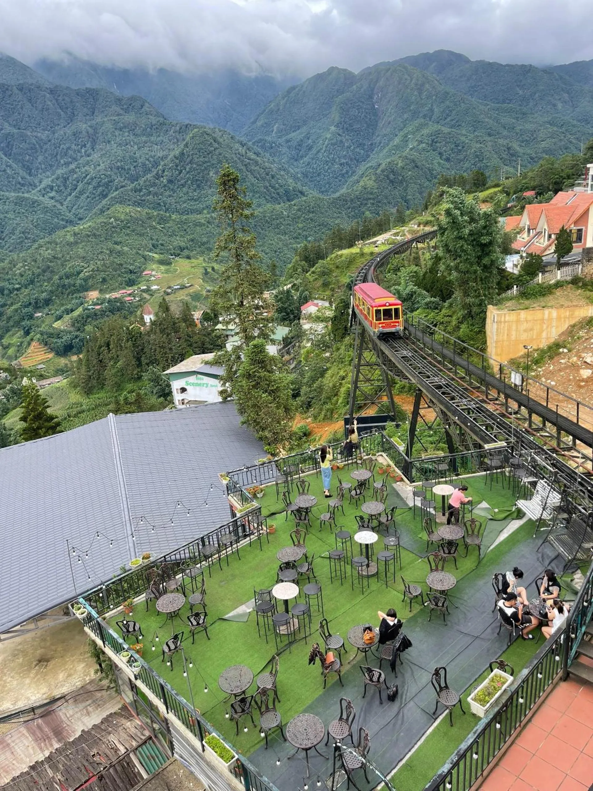 Restaurant/places to eat in SaPa Retreat Condotel