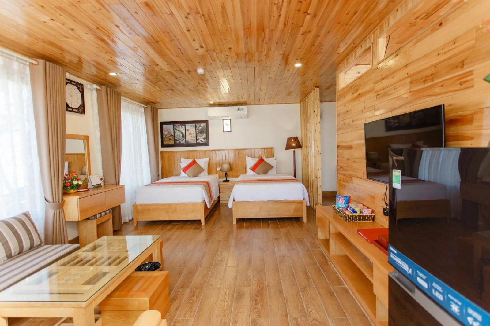 View (from property/room), Bed in SaPa Retreat Condotel