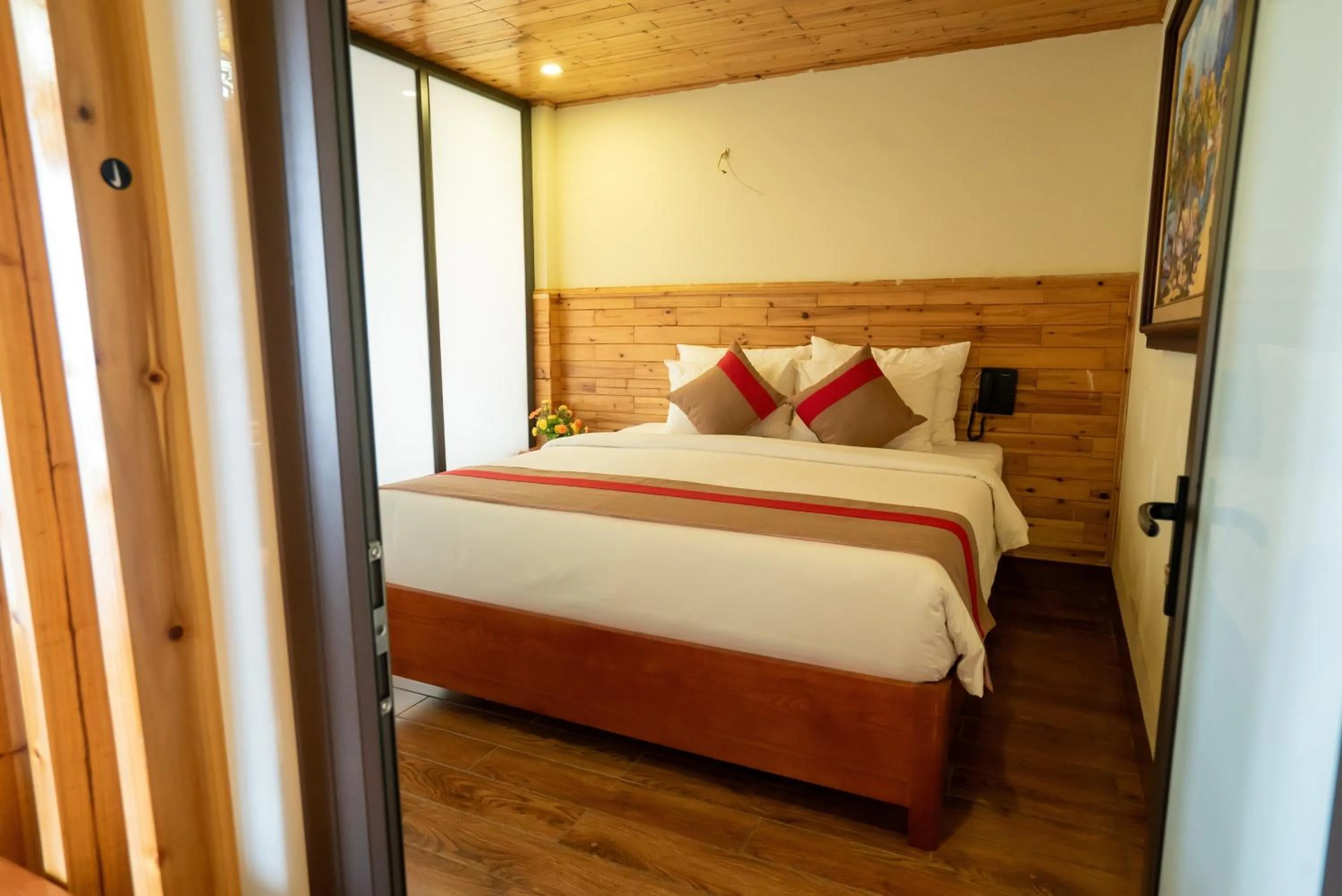 Bed in SaPa Retreat Condotel