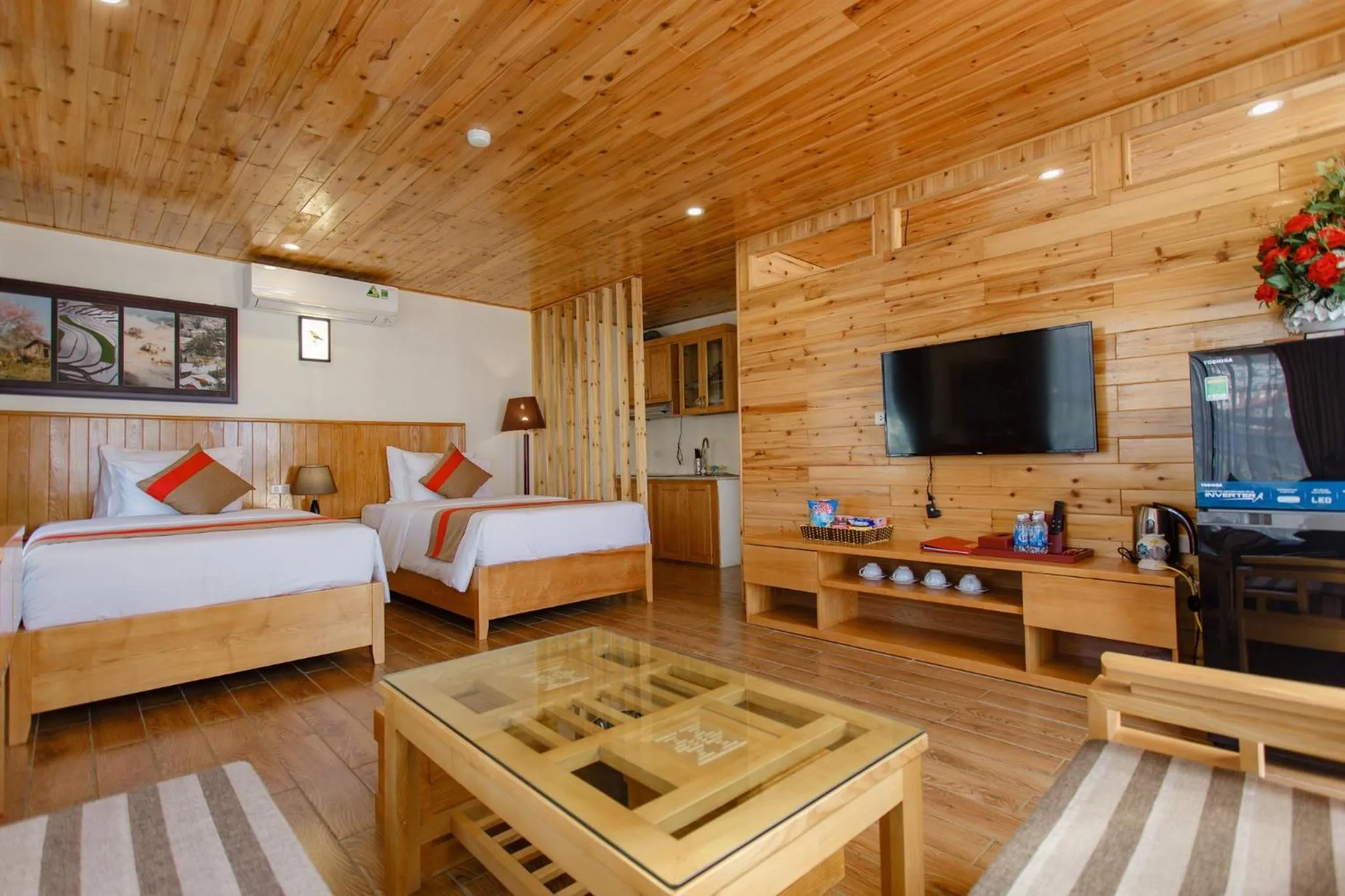 Photo of the whole room, Bed in SaPa Retreat Condotel