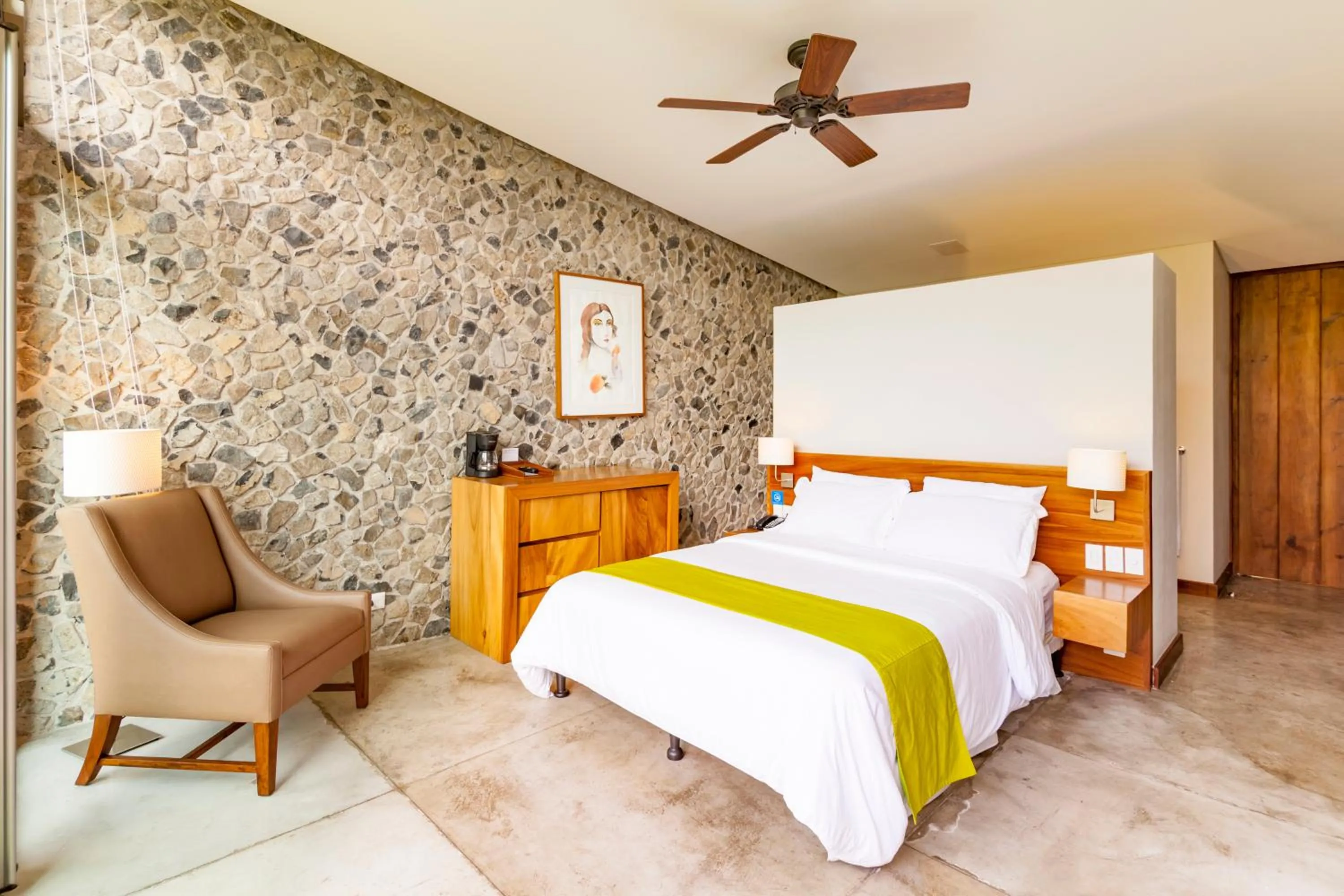 Bedroom, Bed in Kawilal Hotel