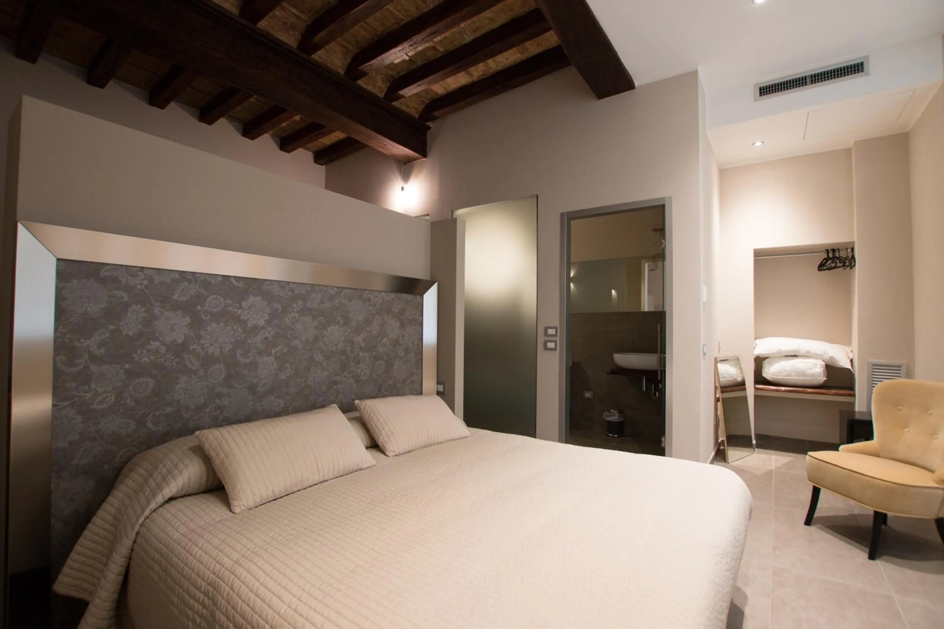 Bed in Residenza Solferino