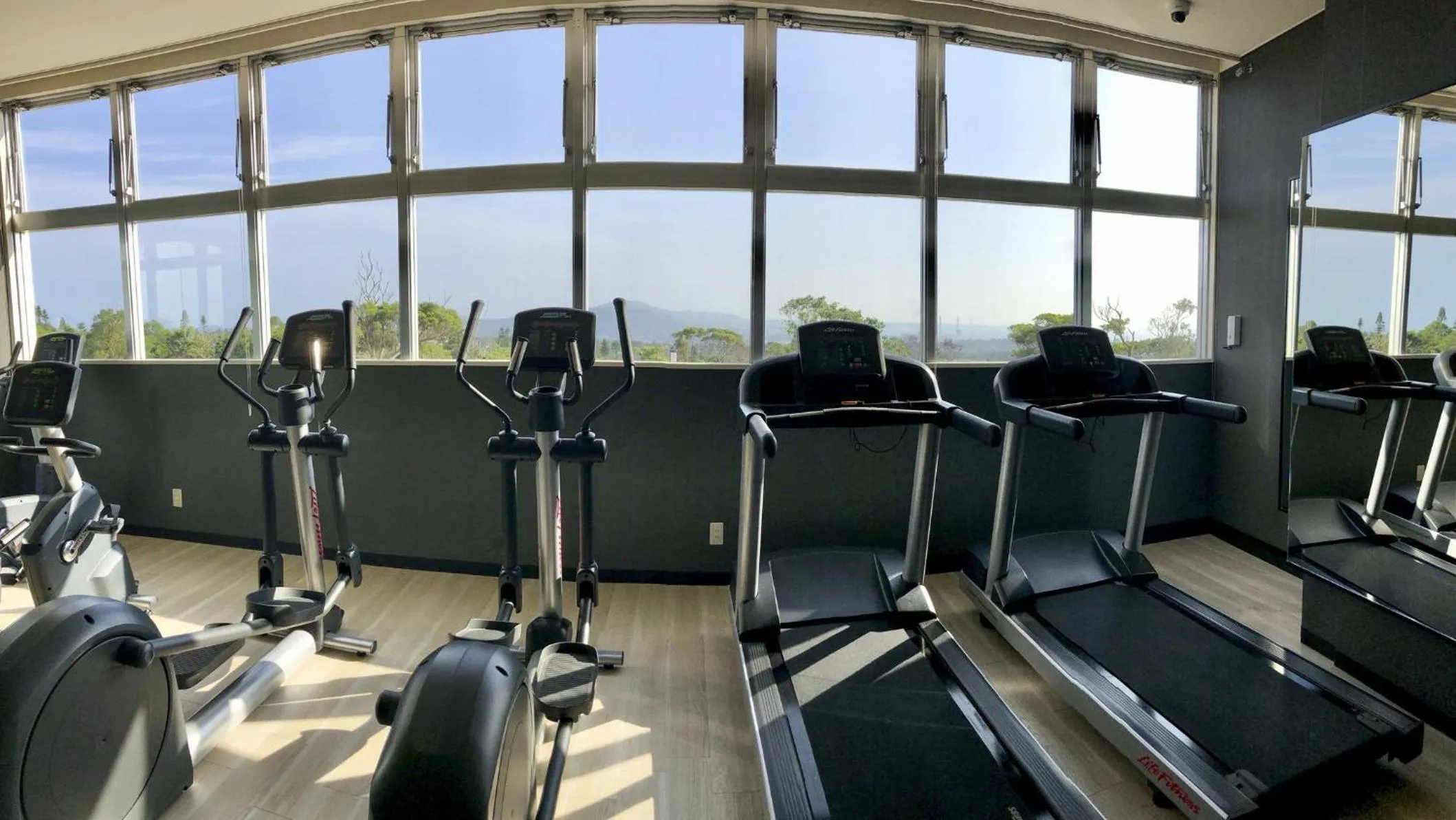 Fitness centre/facilities in ANA Crowne Plaza Resort Okinawa Uruma Hills By IHG