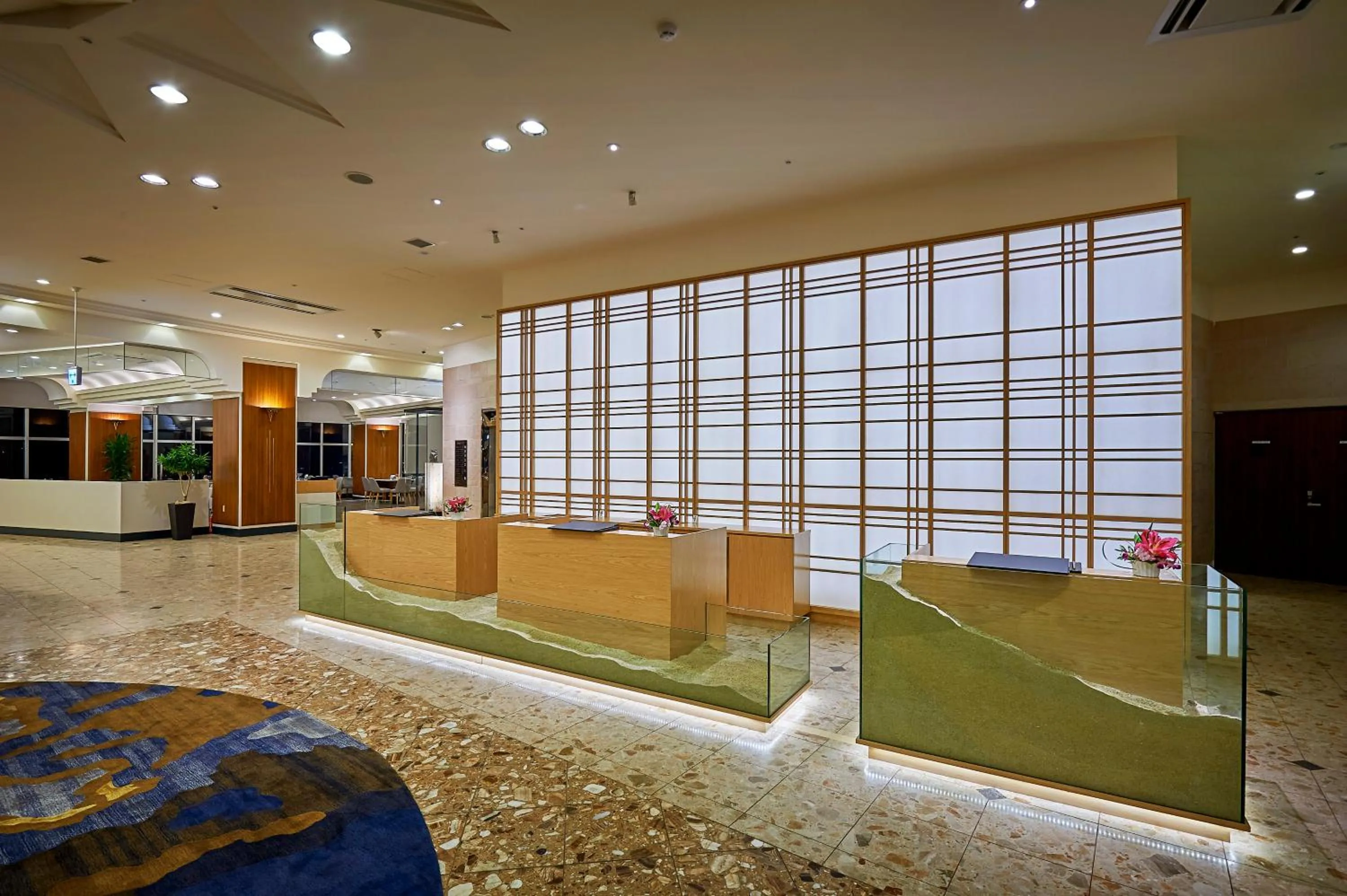 Lobby or reception in ANA Crowne Plaza Resort Okinawa Uruma Hills By IHG