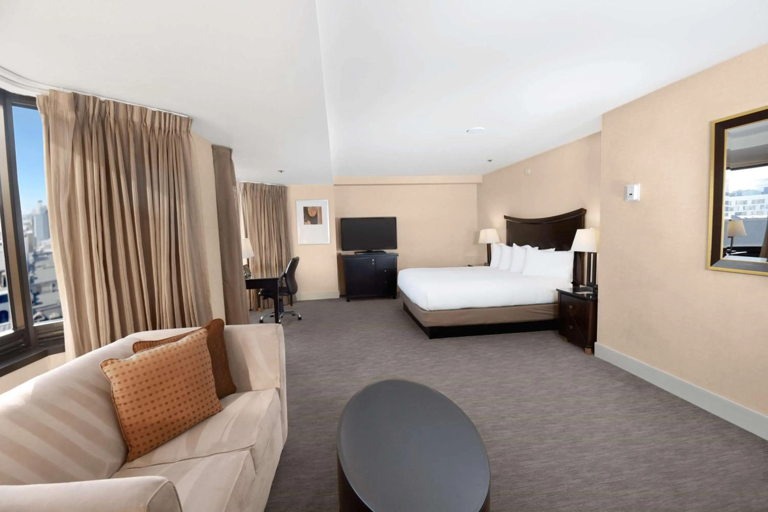 Bedroom, Bed in Hilton Parc 55 San Francisco Union Square