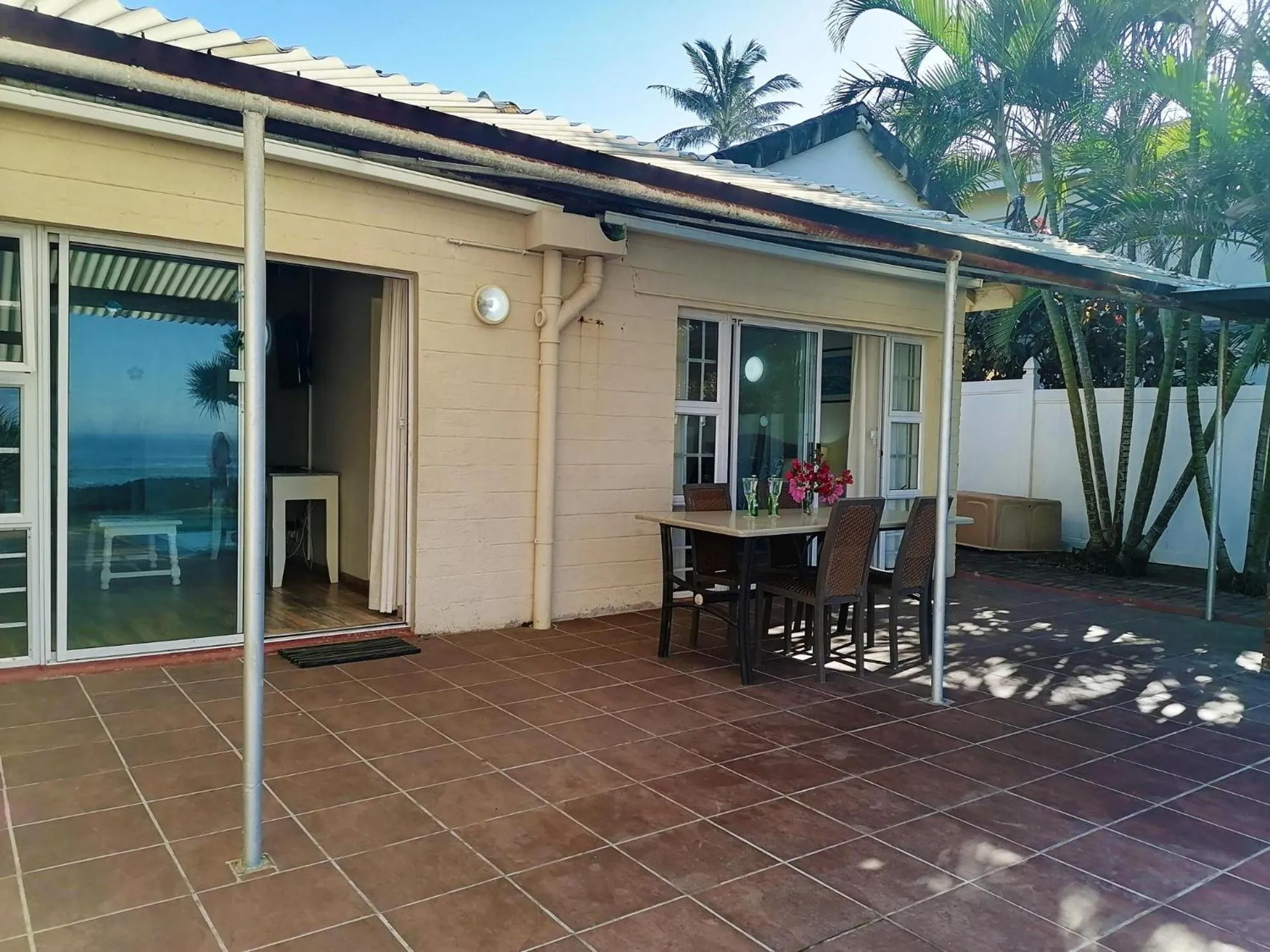 Patio in Southern Comfort - On the Pool