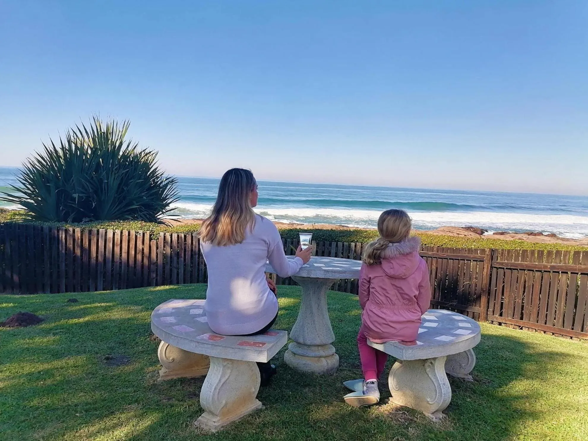 Garden in Southern Comfort - On the Pool