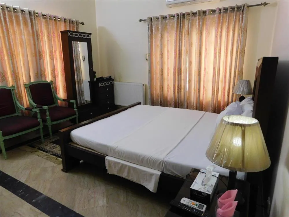 Bedroom, Bed in Melberry House