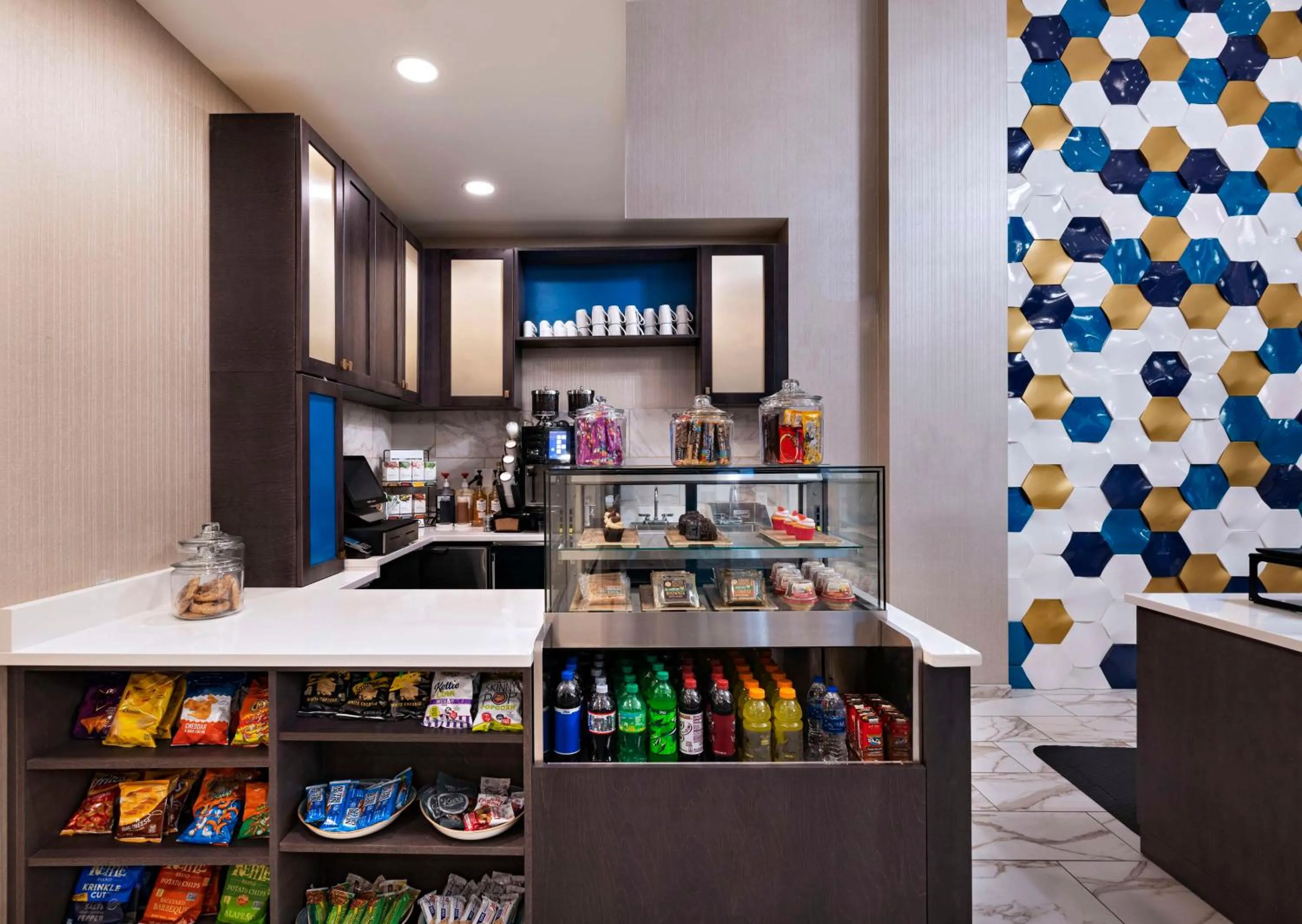 Restaurant/places to eat in Hyatt Place Tulsa/Downtown