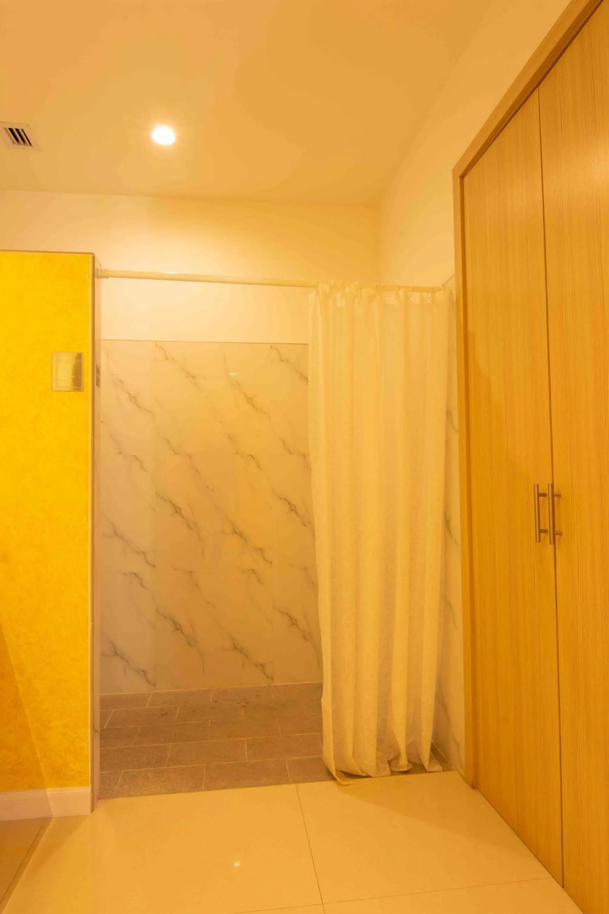 Shower in Hilton MM Grand Hotel Puebla, Tapestry Collection