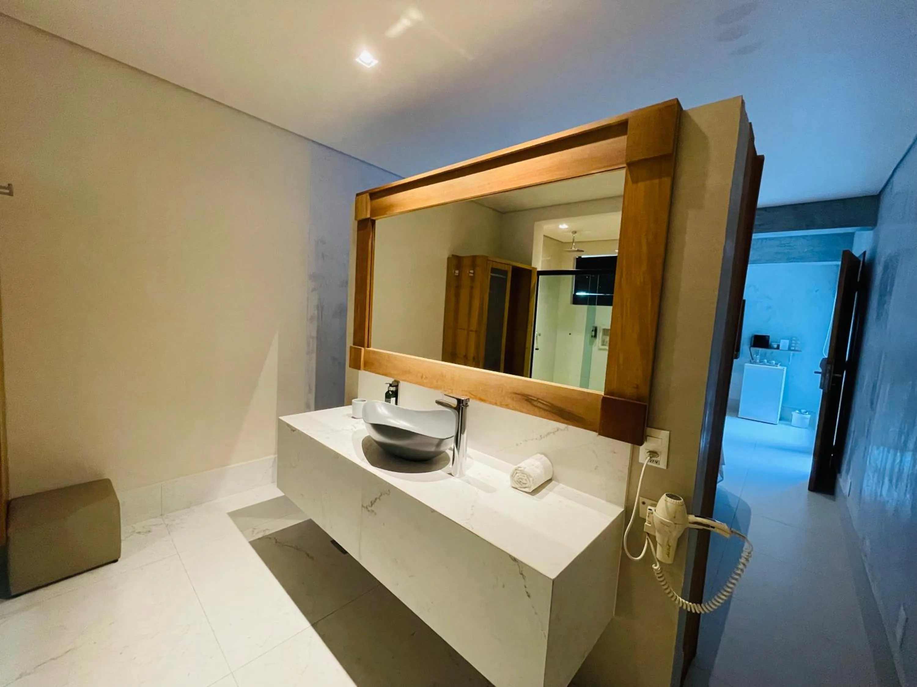 Bathroom in Hiu Hotel