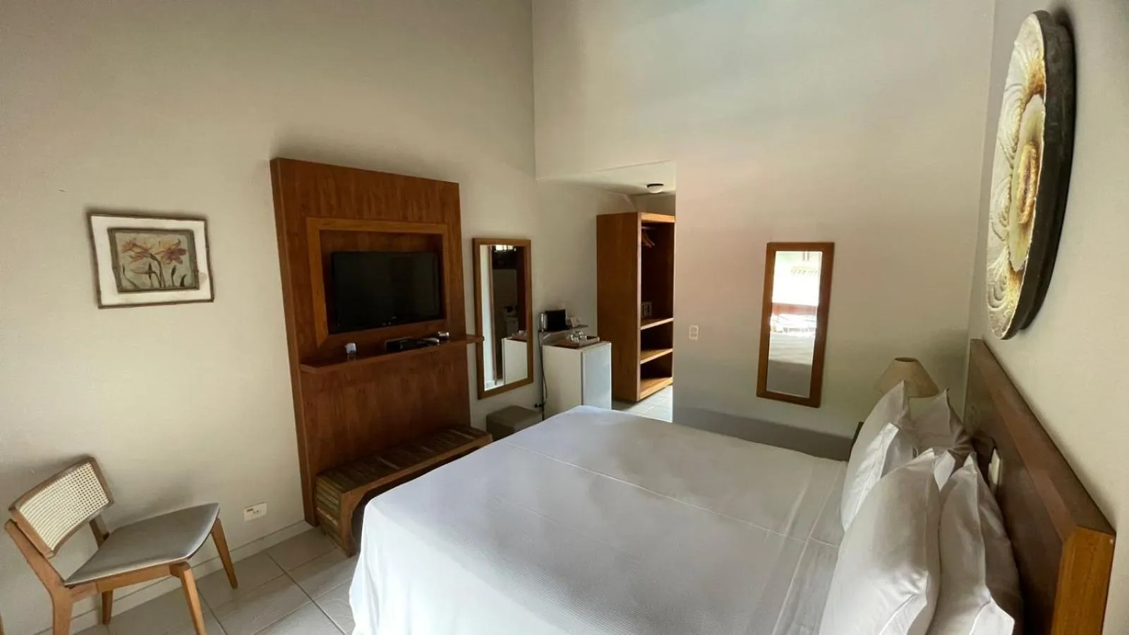 Bedroom, Bed in Hiu Hotel