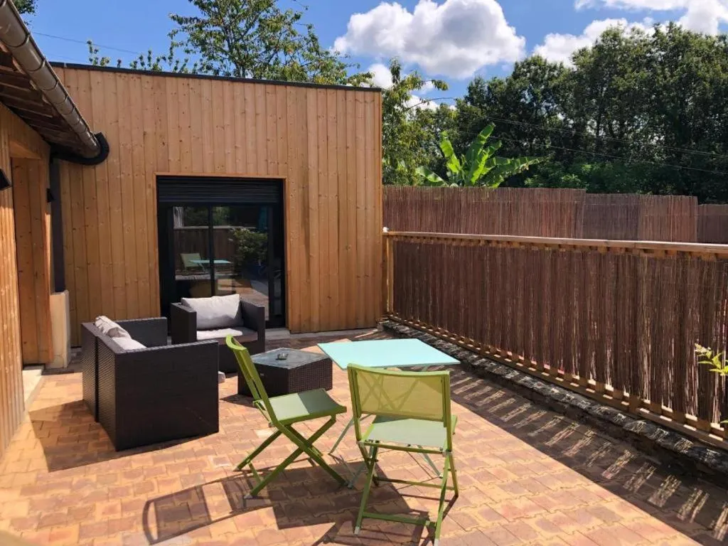 Balcony/Terrace in Le domaine Aubazen
