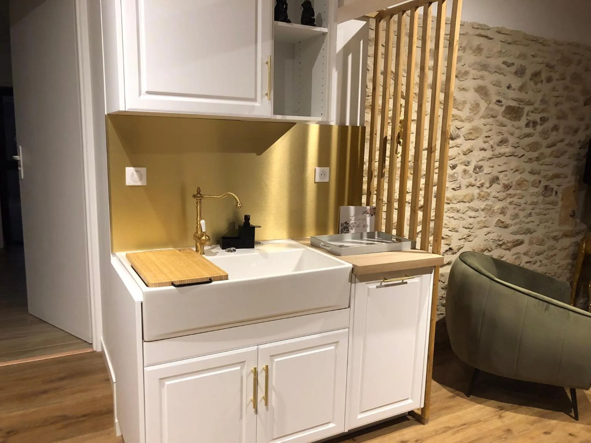 kitchen in Le domaine Aubazen