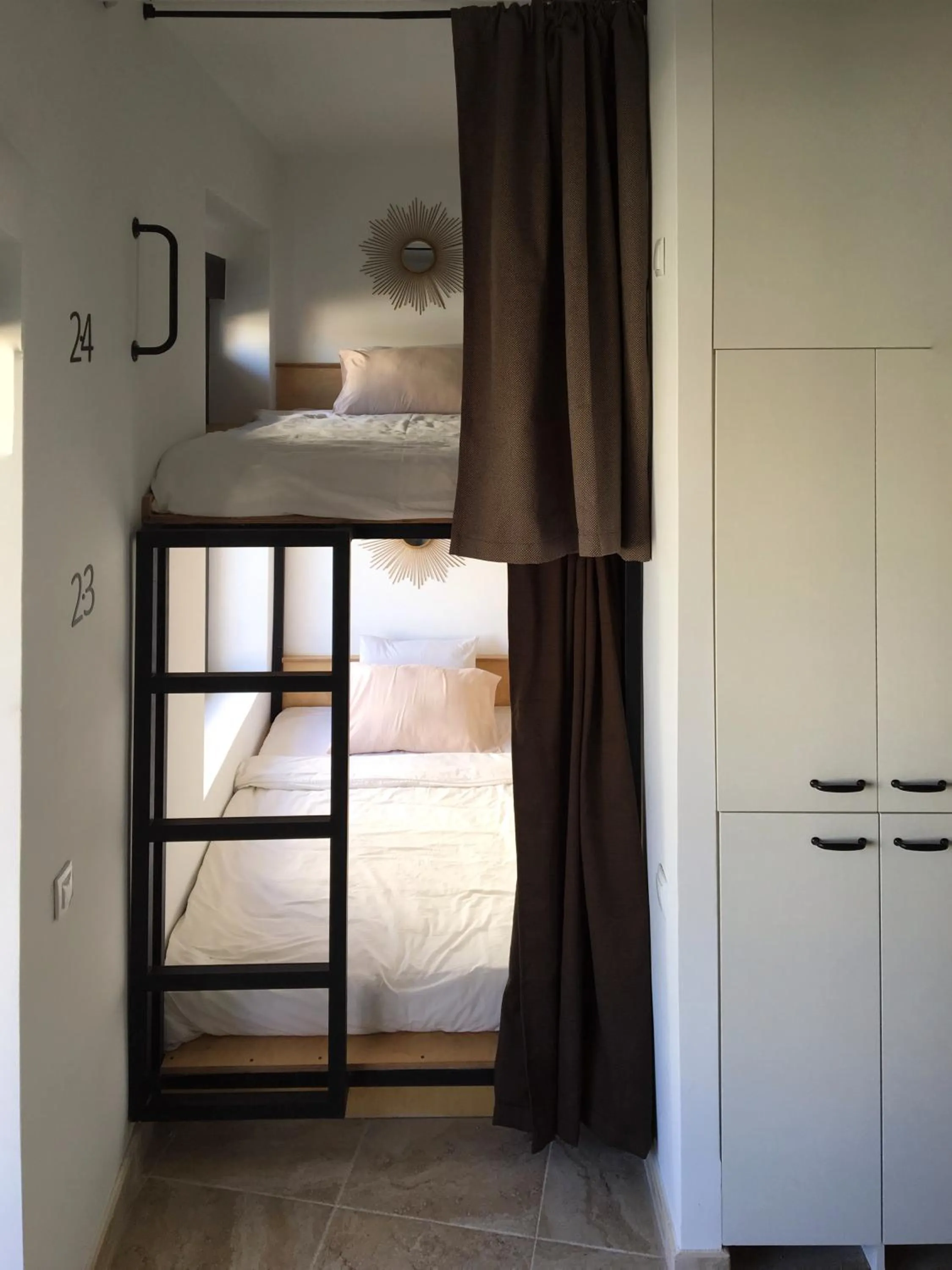 Bed in Hostal Numero Trece