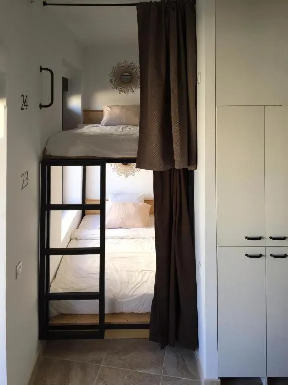 Bed in Hostel Numero Trece - FREE towels, coffee & tea, remote check-in