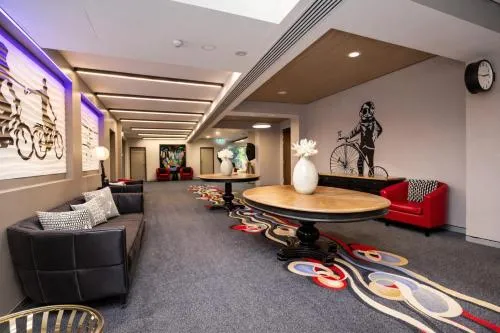 Alexandra Hills Hotel