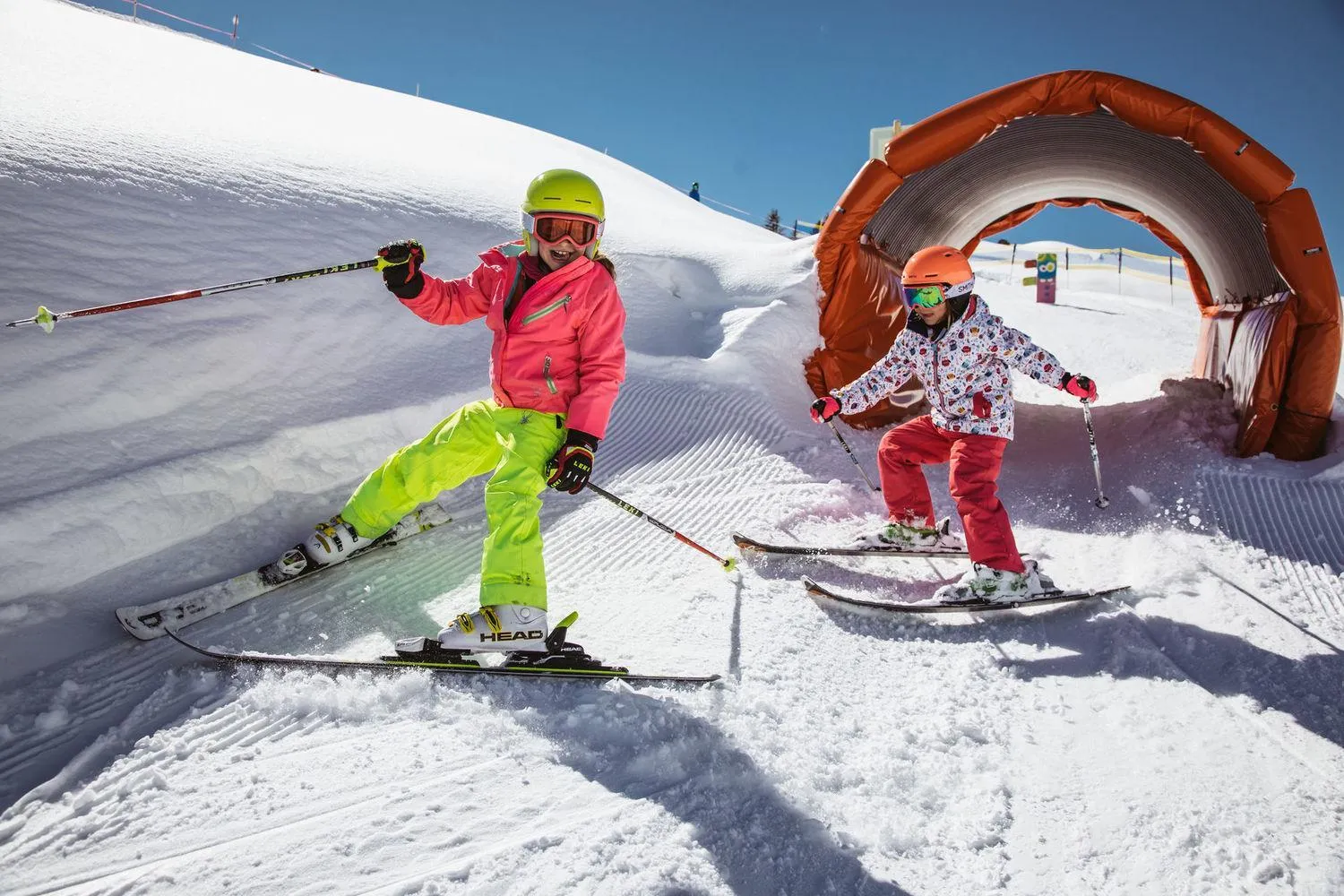 Skiing in Warth52-W52 Apartments