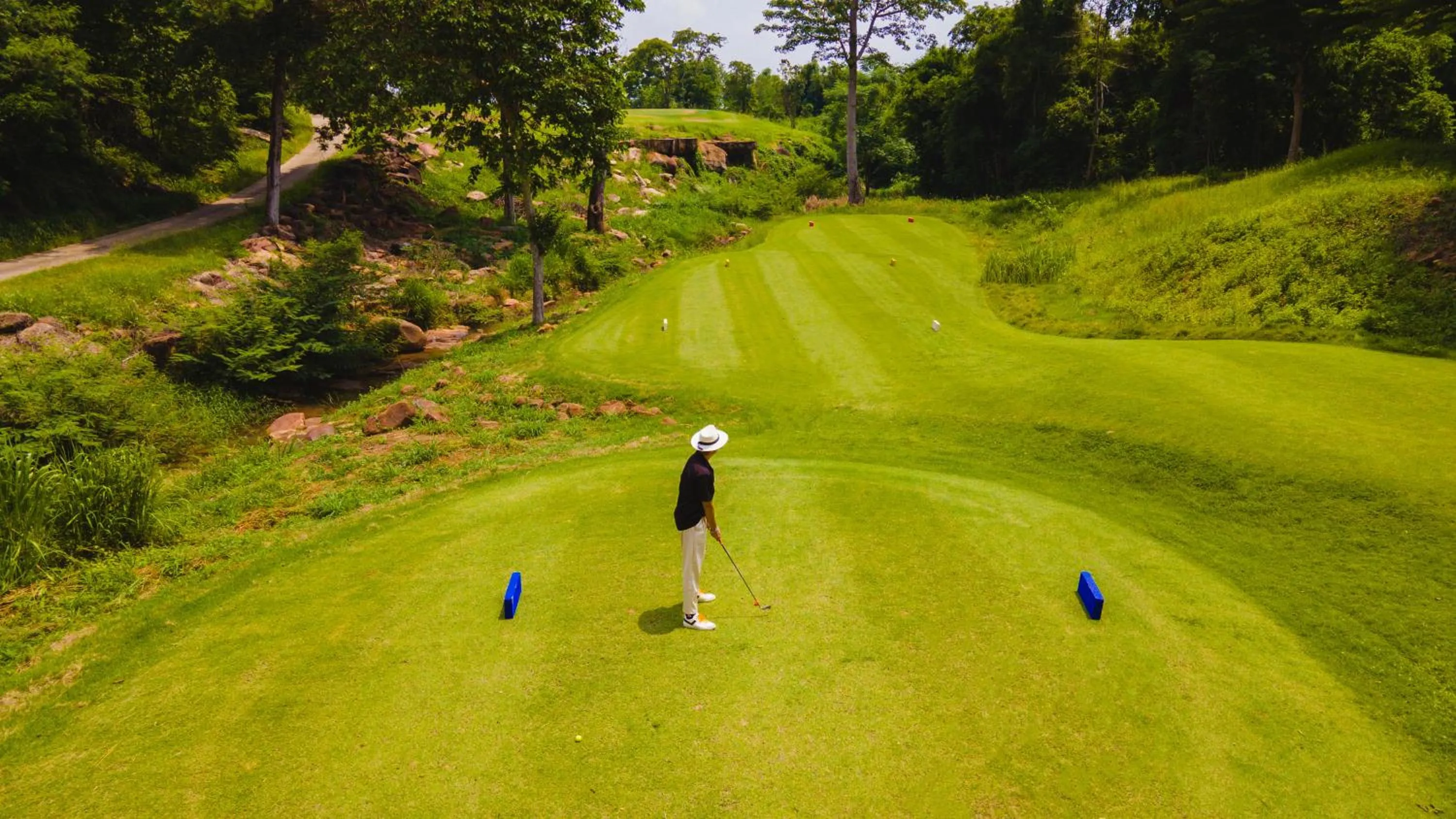 Golfcourse in Mountain Creek Golf Resort & Residences