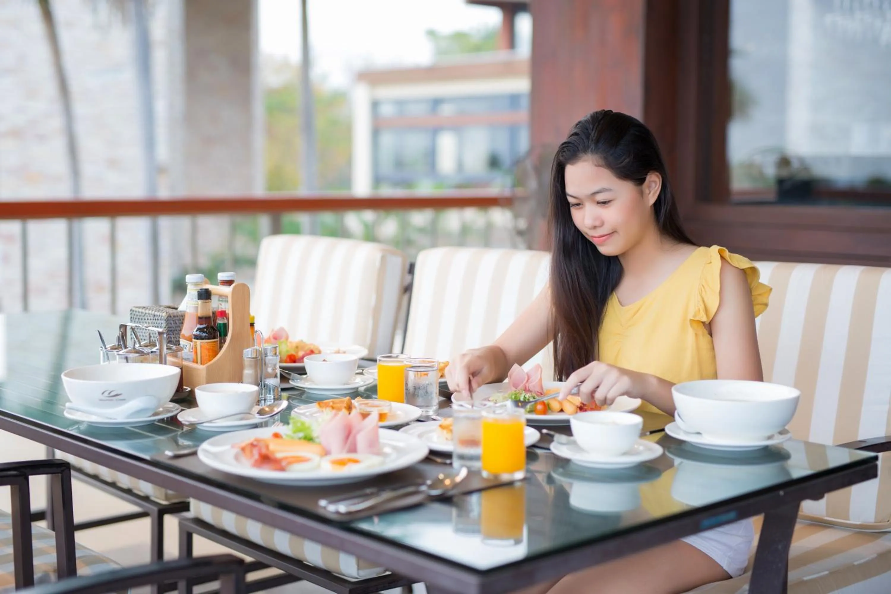 Breakfast in Mountain Creek Golf Resort & Residences
