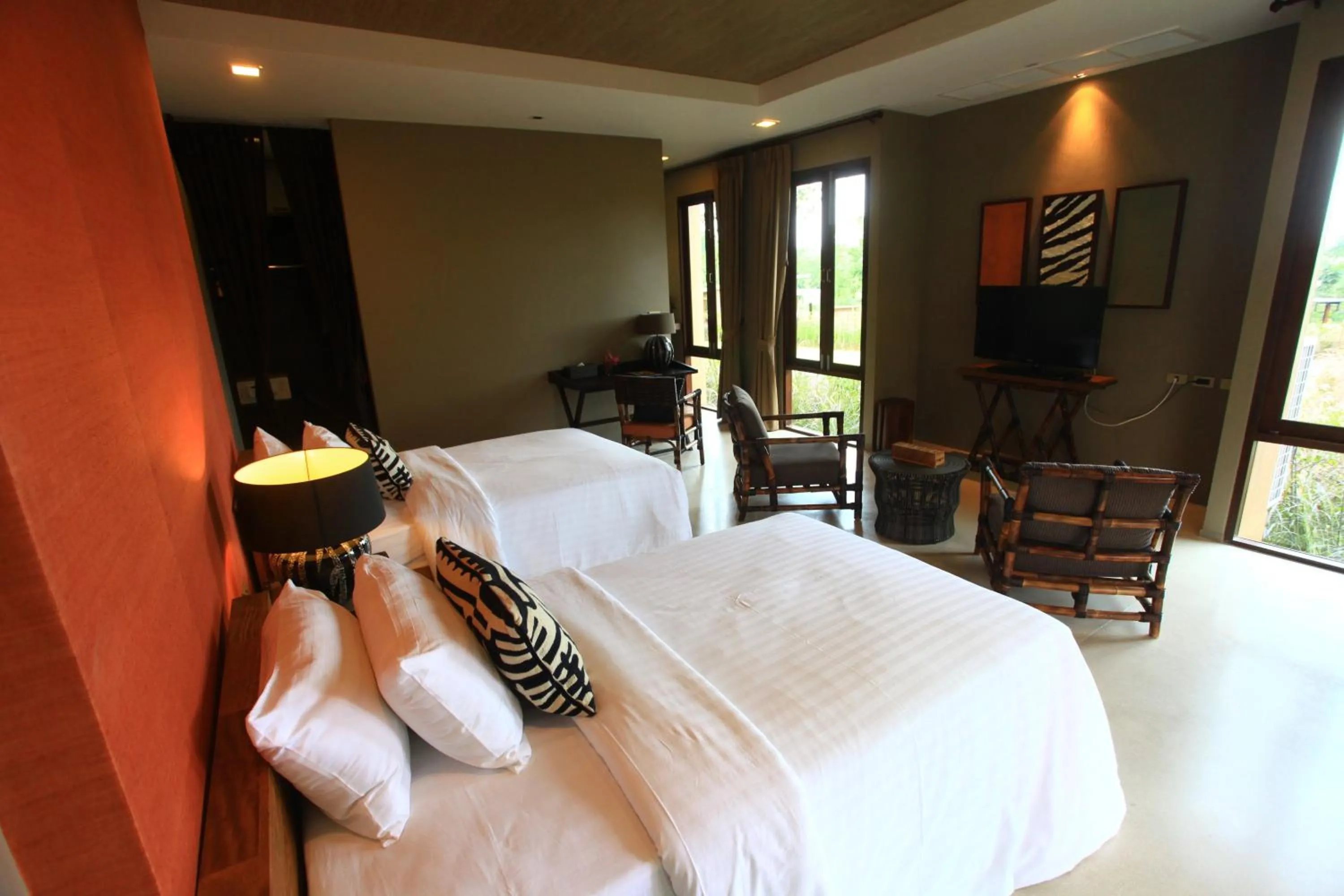 Photo of the whole room, Bed in Mountain Creek Golf Resort & Residences