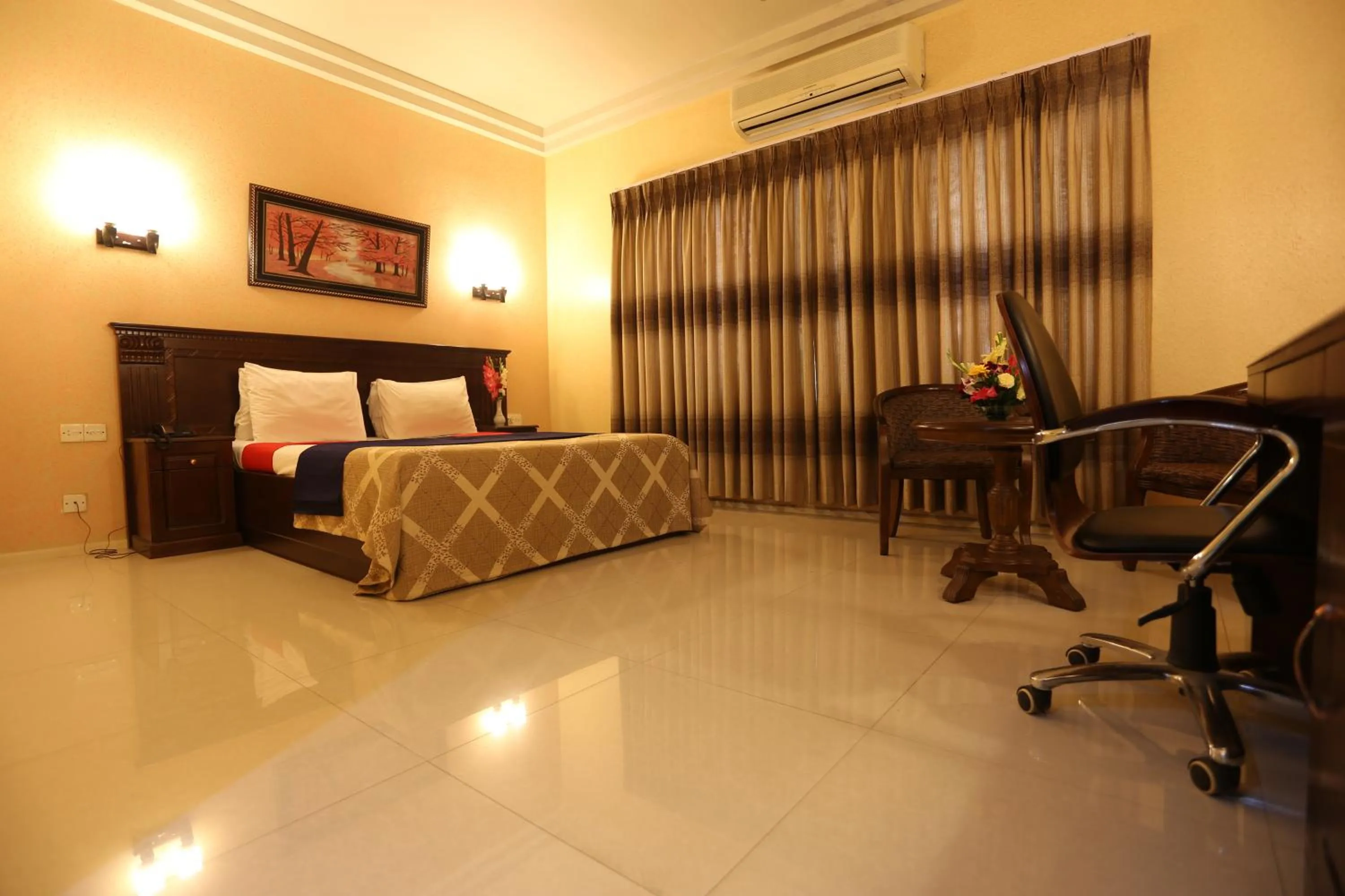 Photo of the whole room, Bed in Eastern House