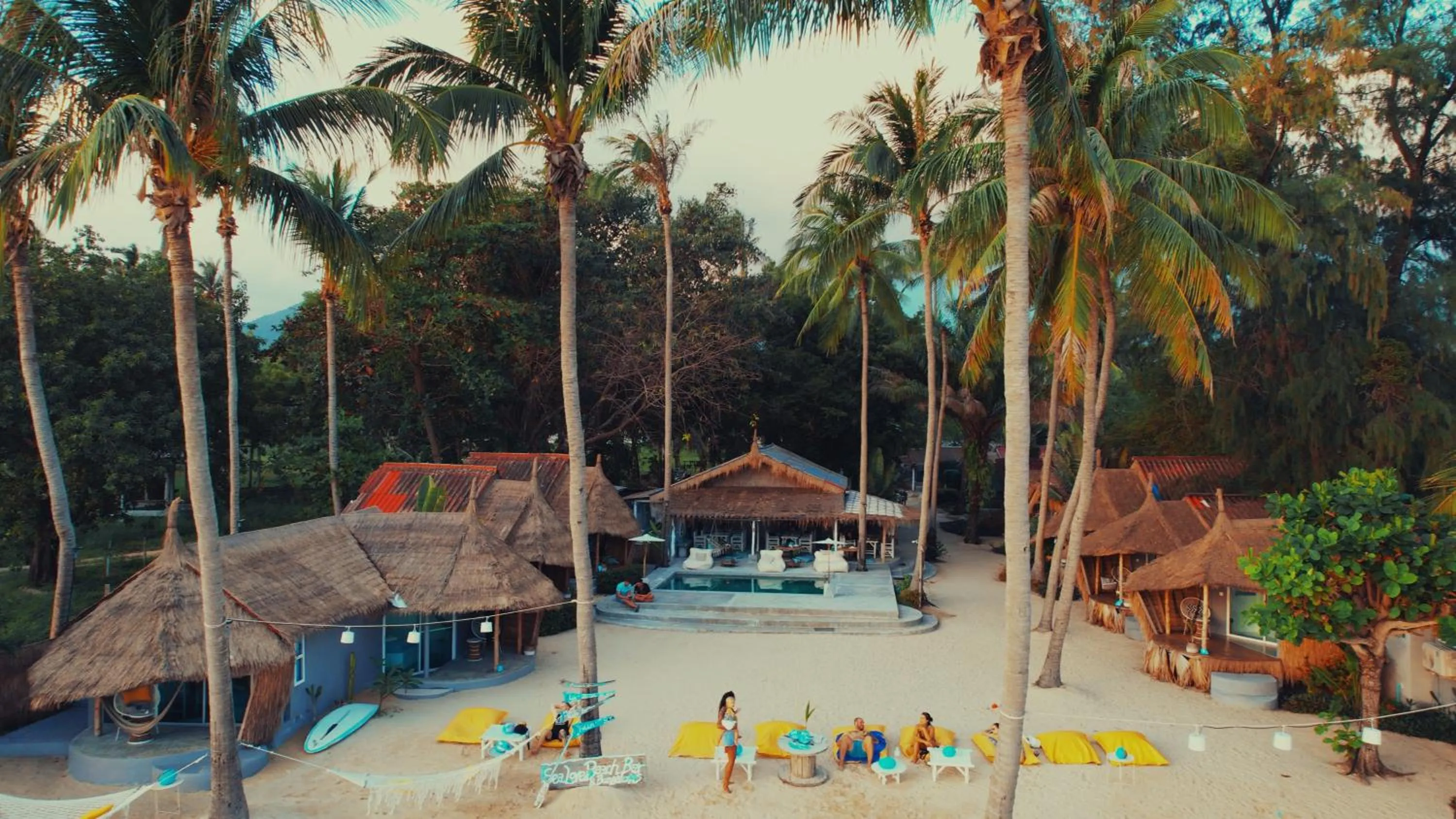 Property building in Sea Love Beach Bar & Bungalows