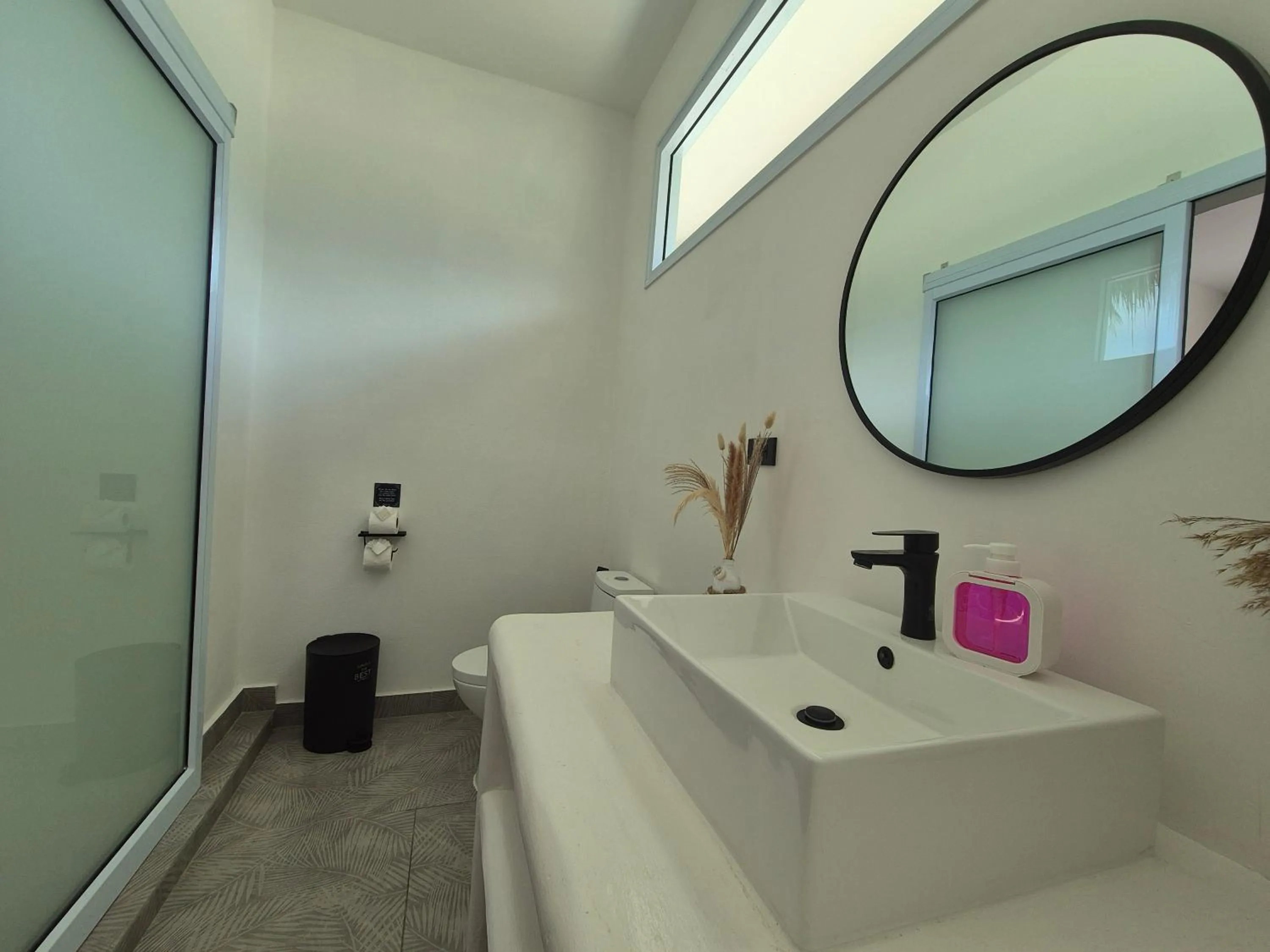 Bathroom in Sea Love Beach Bar & Bungalows