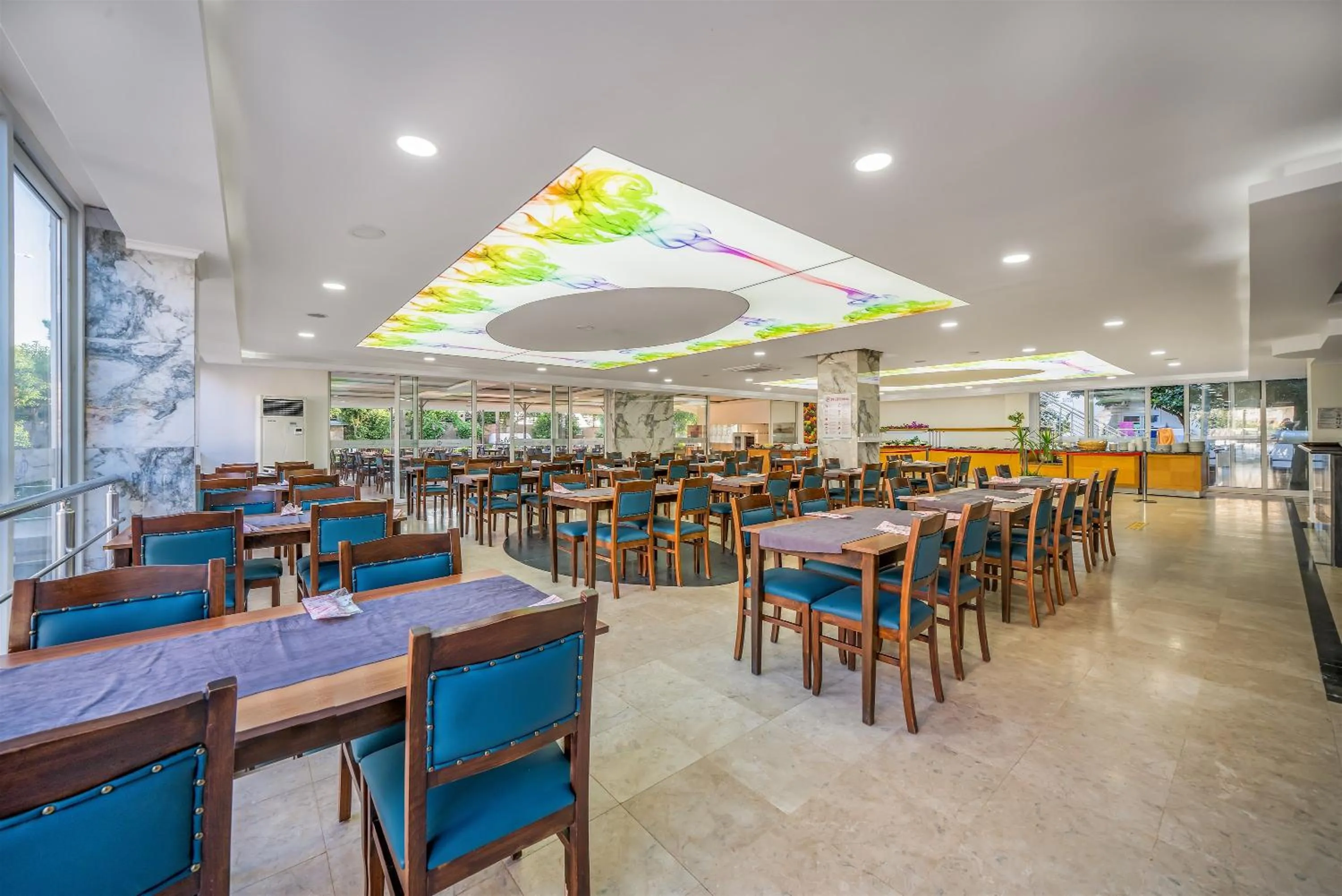 Restaurant/places to eat in Arsi Blue Beach Hotel